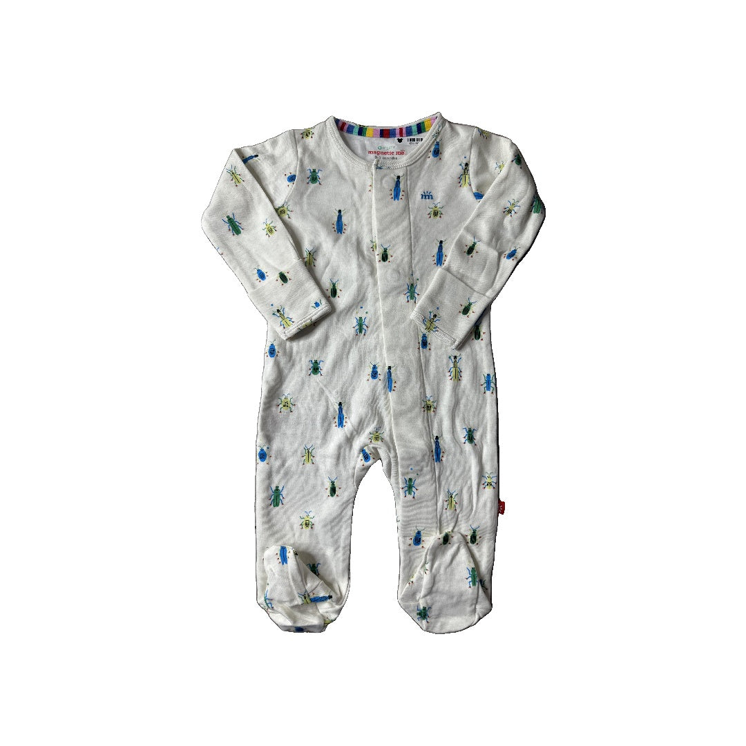 Magnetic Me Unisex White | Bugs Pajamas Size: 0-3 months White | Bugs
