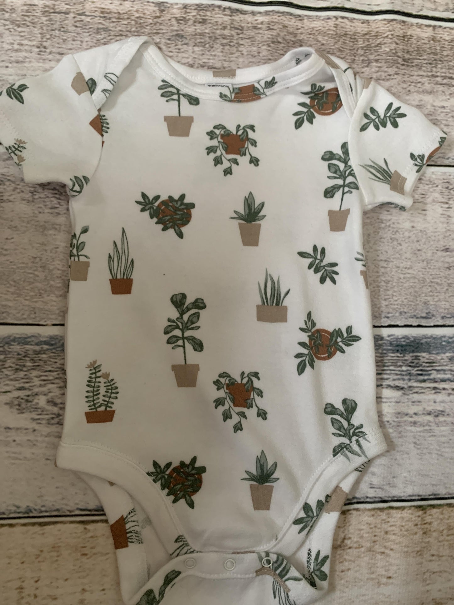 Nordstrom Unisex White | Cactus Onesie Size: 9 months White | Cactus