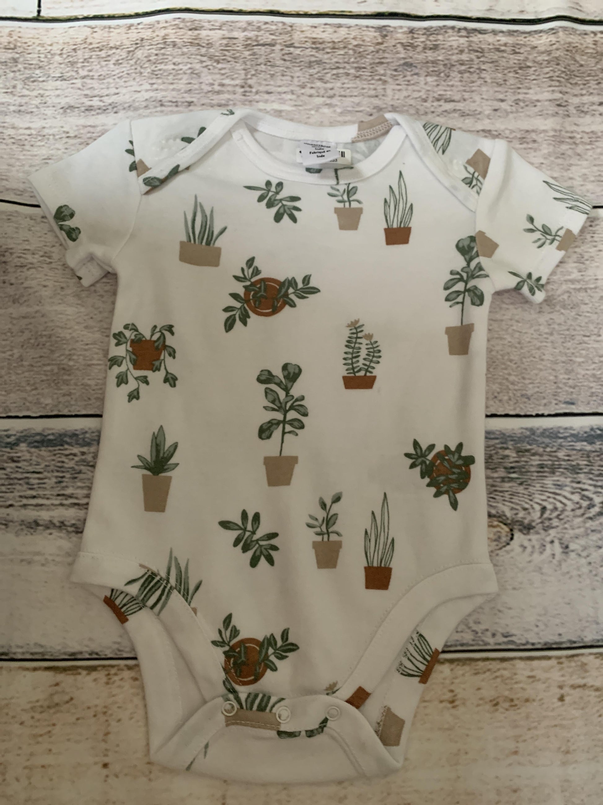Nordstrom Unisex White | Cactus Onesie Size: 6 months White | Cactus