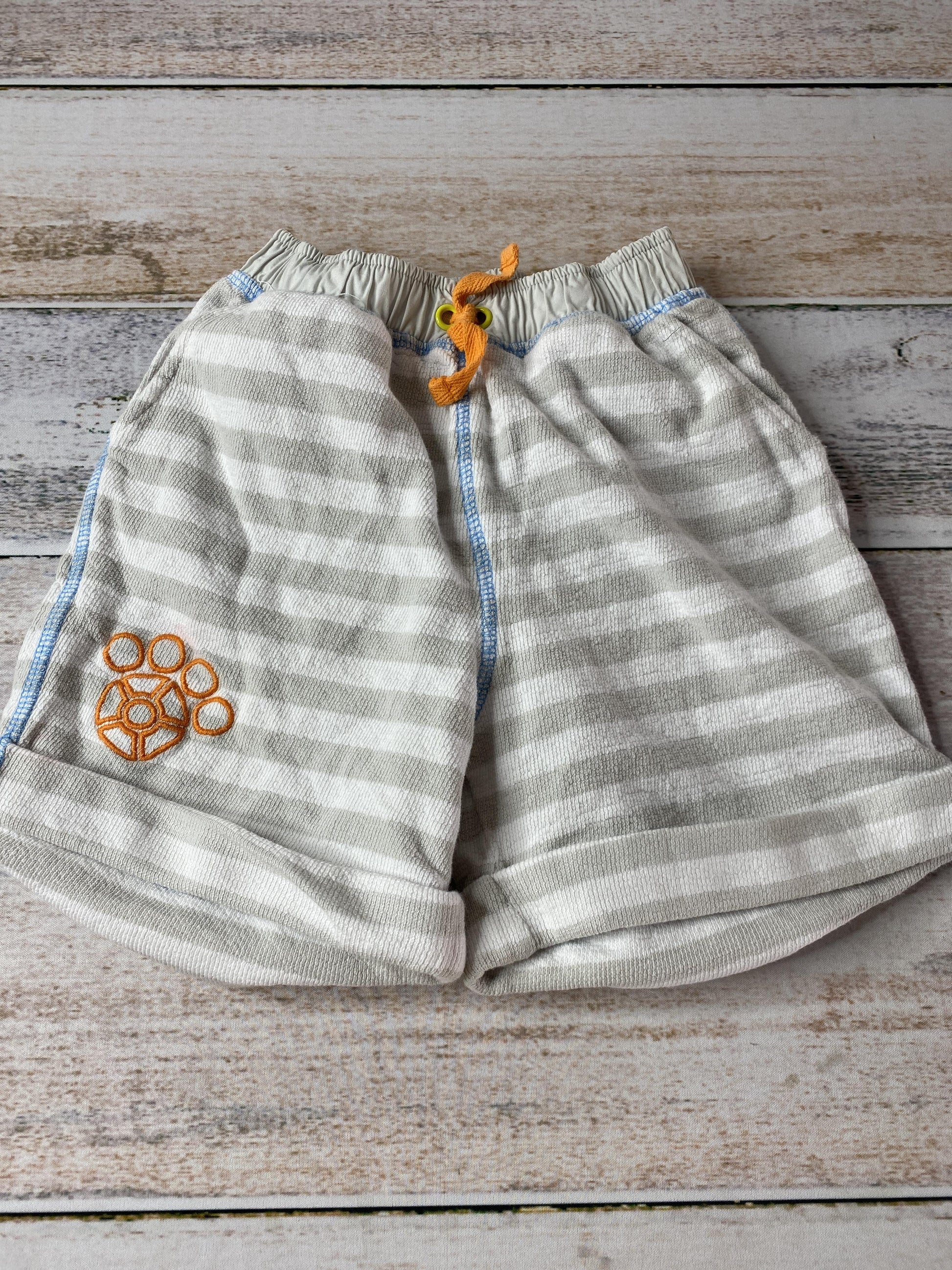 Disney Boys White | cream | Stripe Shorts Size: 3T White | cream | Stripe