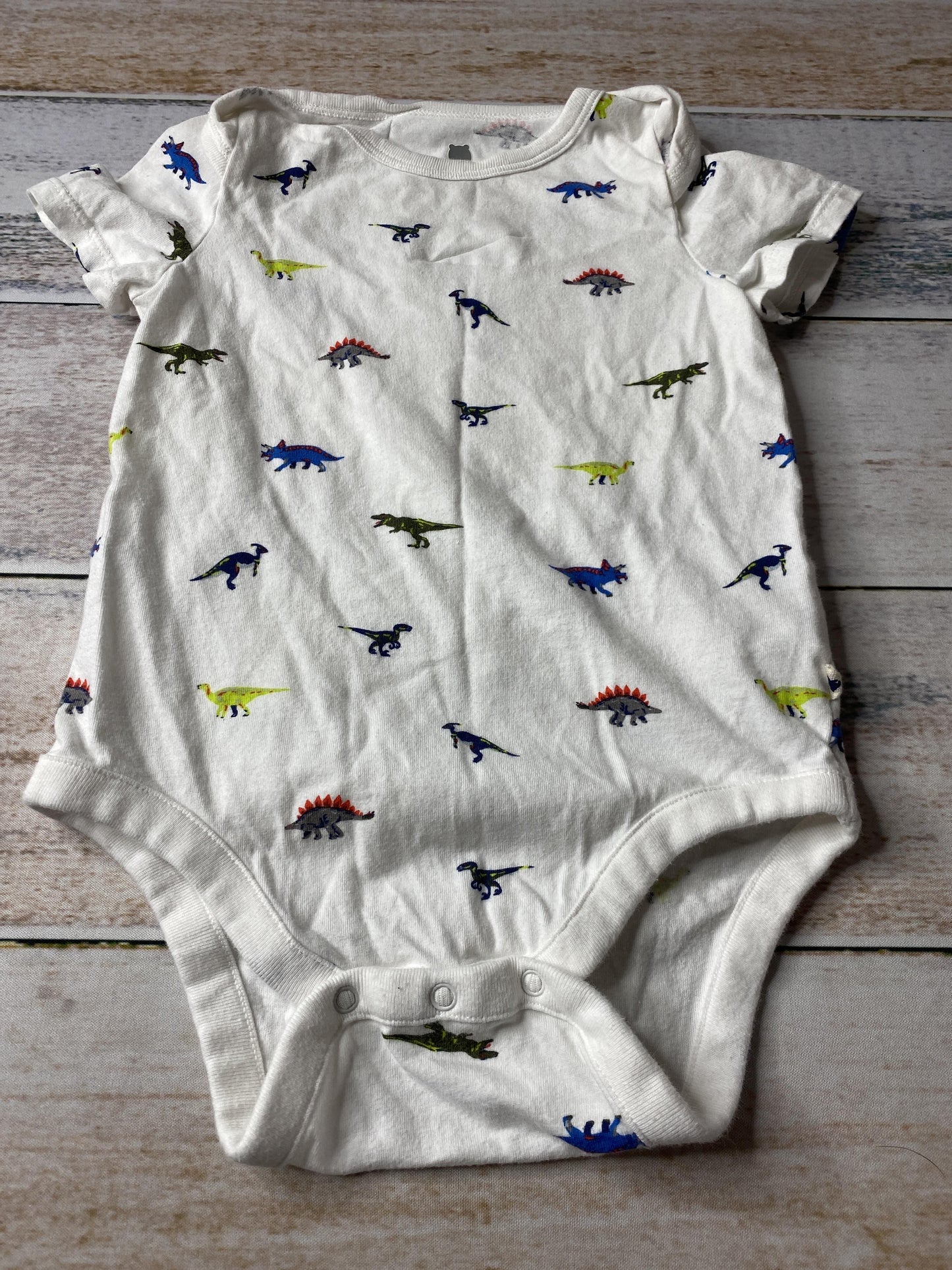 Gap Boys White | Dinosaur Onesie Size: 18-24 months White | Dinosaur
