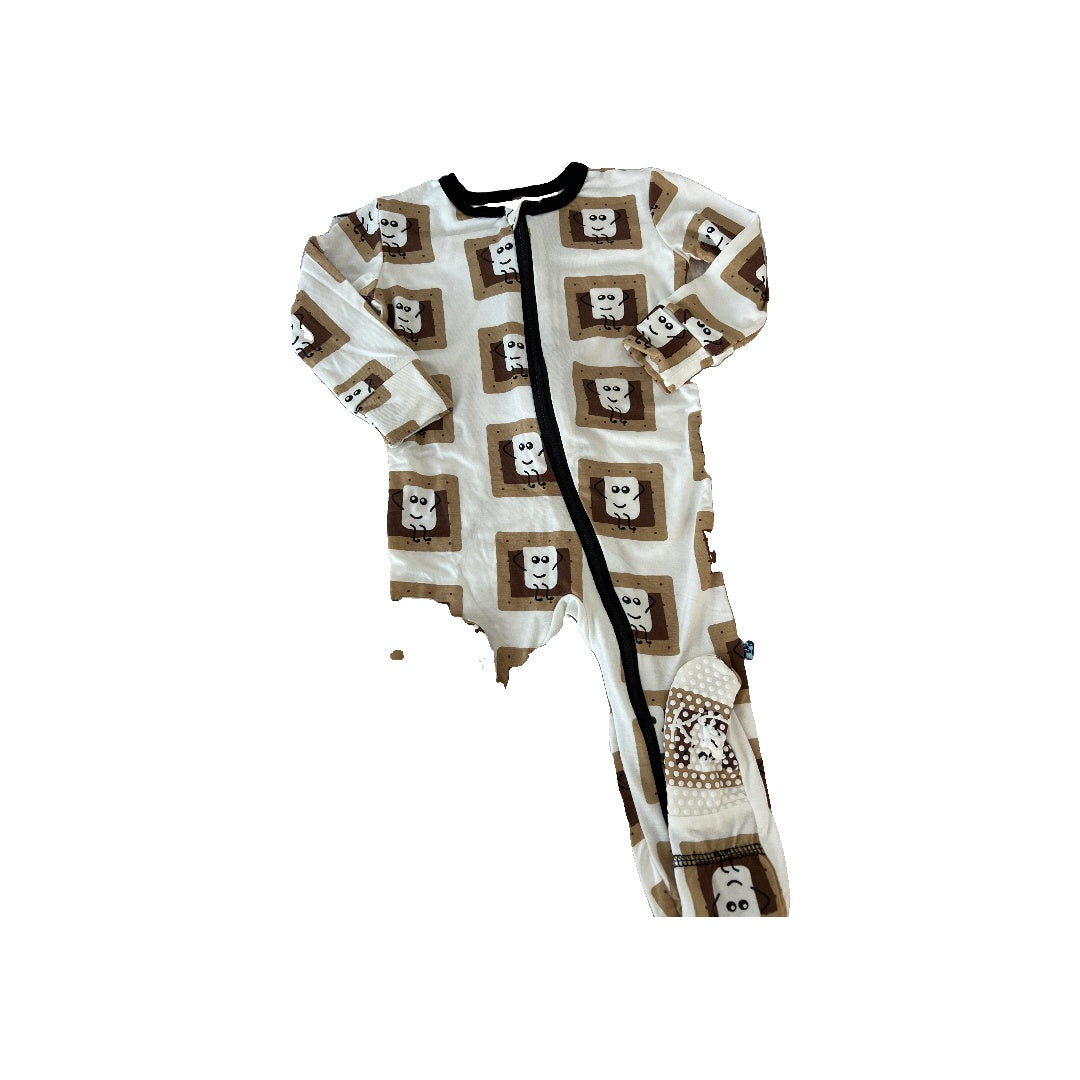 KicKee Pants Unisex White | Food Pajamas Size: 12-18 months White | Food