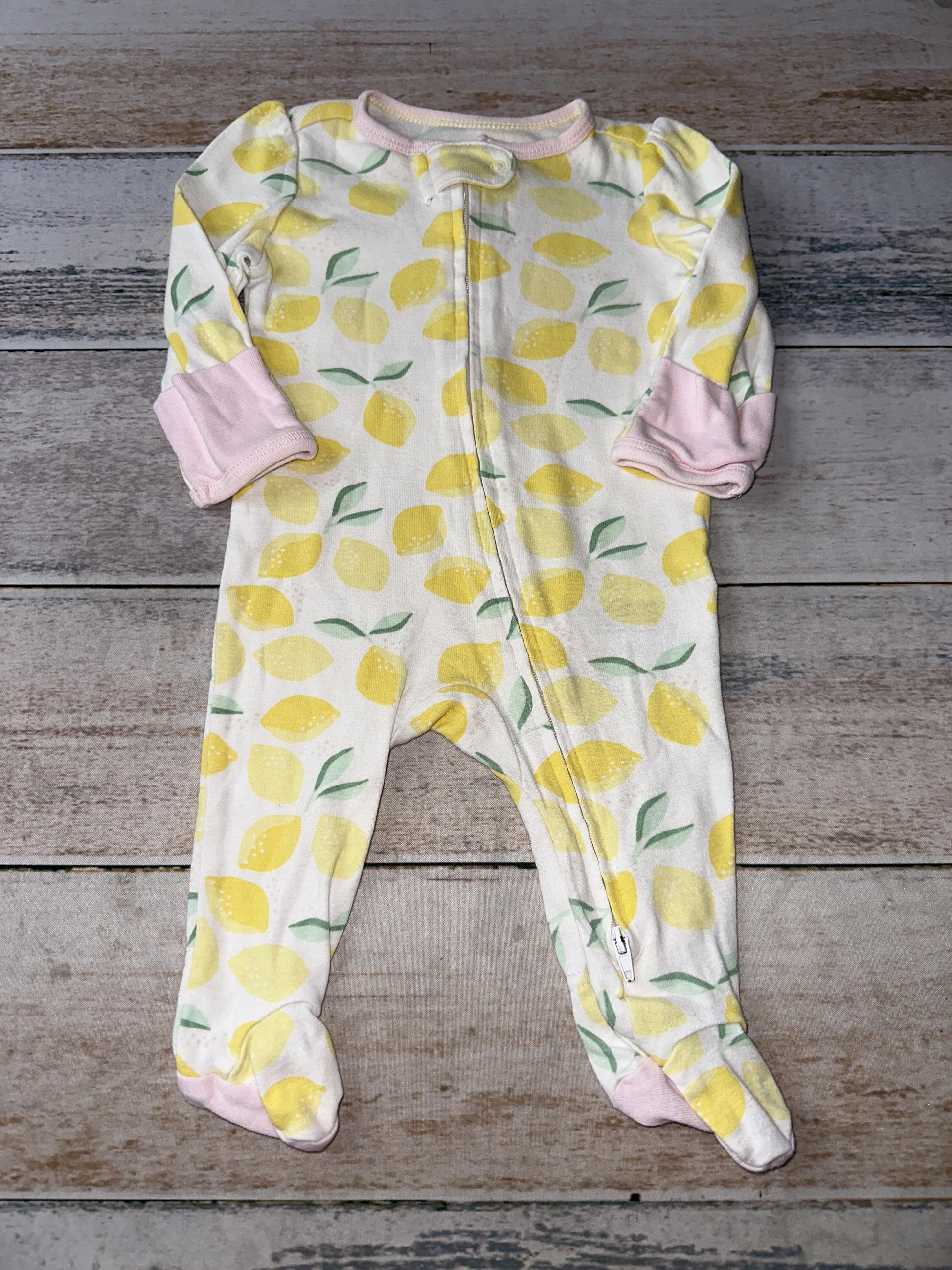 Cloud Island Girls White | Fruit Pajamas Size: 0-3 months White | Fruit