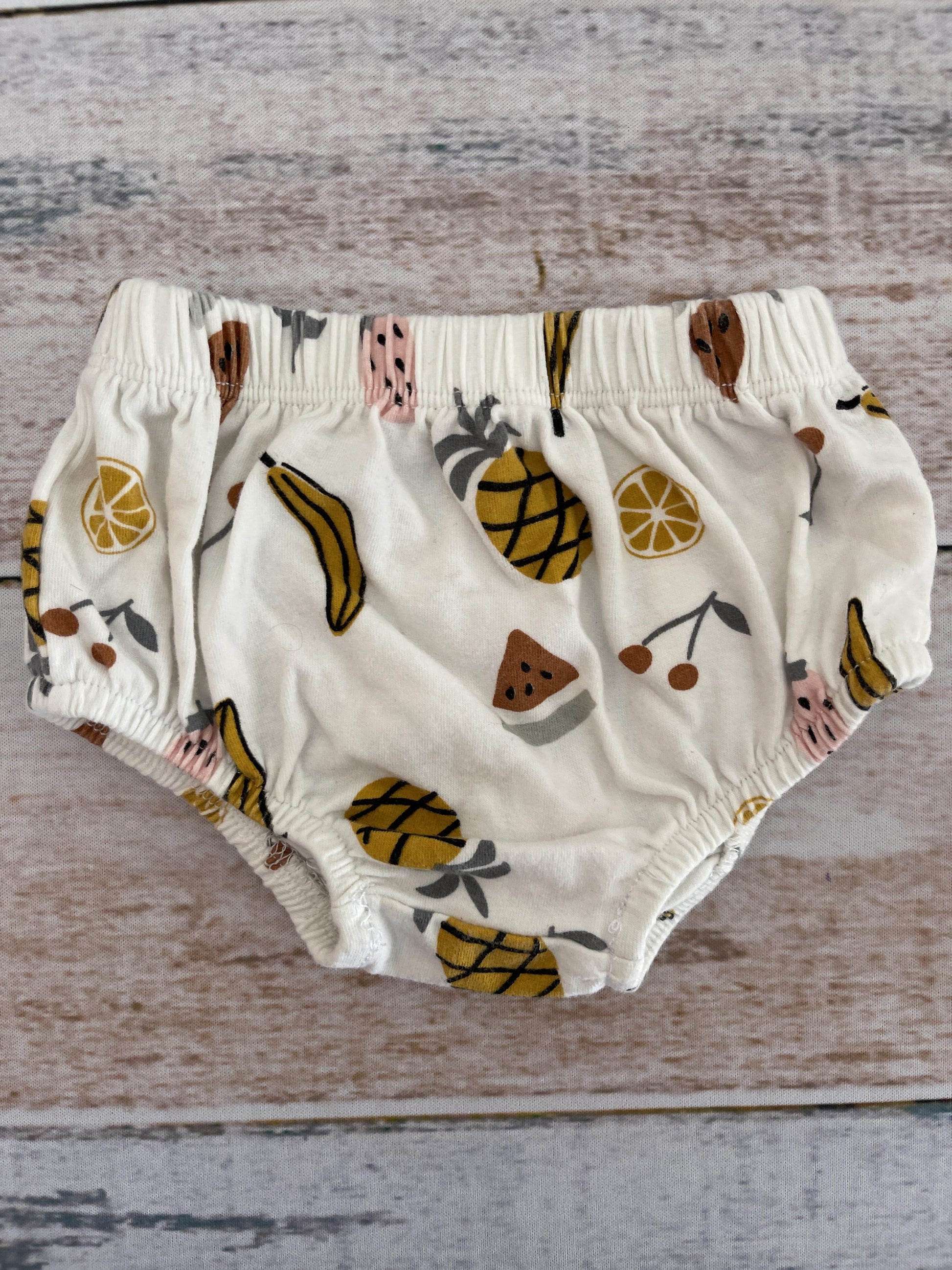 Girls White | Fruit Shirt Size: 6 months White | Fruit