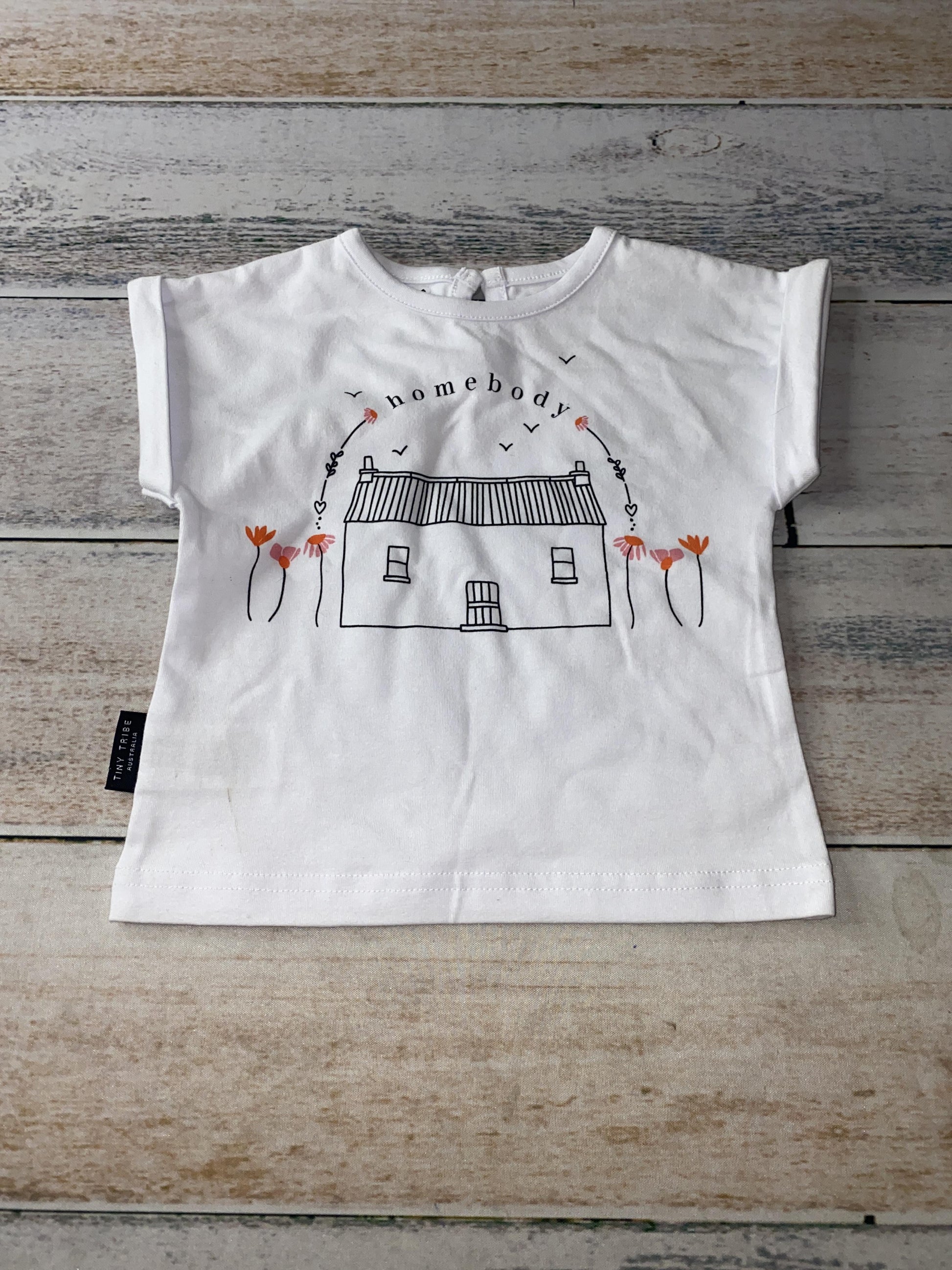 Tiny Tribe Girls White | Graphic T-Shirt Size: 9-12 Months White | Graphic