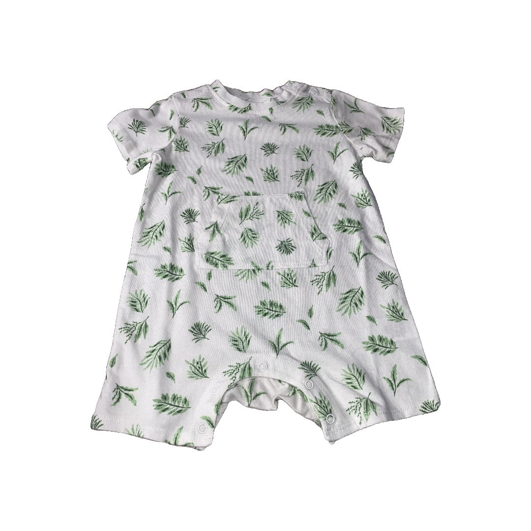 Nordstrom Unisex White | green Romper Size: 6 months White | green