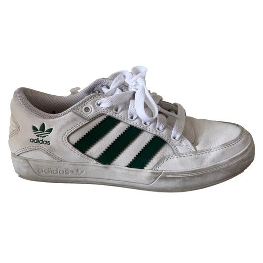 Adidas Boys White| Green Sneakers Size: 4 Youth White| Green