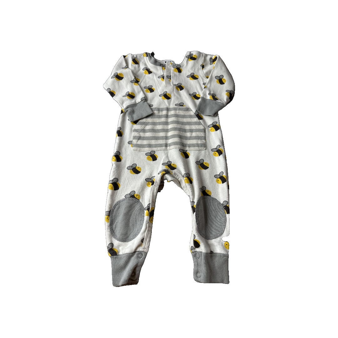 Cat & Dogma Boys White | Grey | Yellow | Bees Long Sleeve Outfit Size: 12-18 months White | Grey | Yellow | Bees