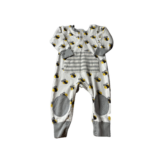 Cat & Dogma Boys White | Grey | Yellow | Bees Long Sleeve Outfit Size: 12-18 months White | Grey | Yellow | Bees