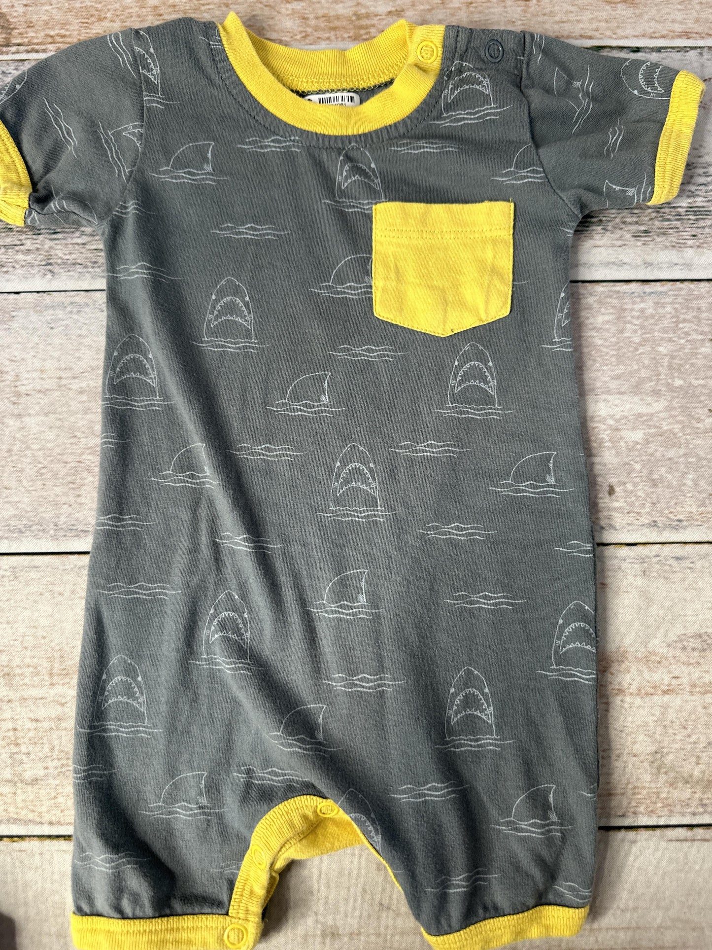 Cat & Dogma Unisex White | Grey | Yellow Romper Size: 3-6 months White | Grey | Yellow