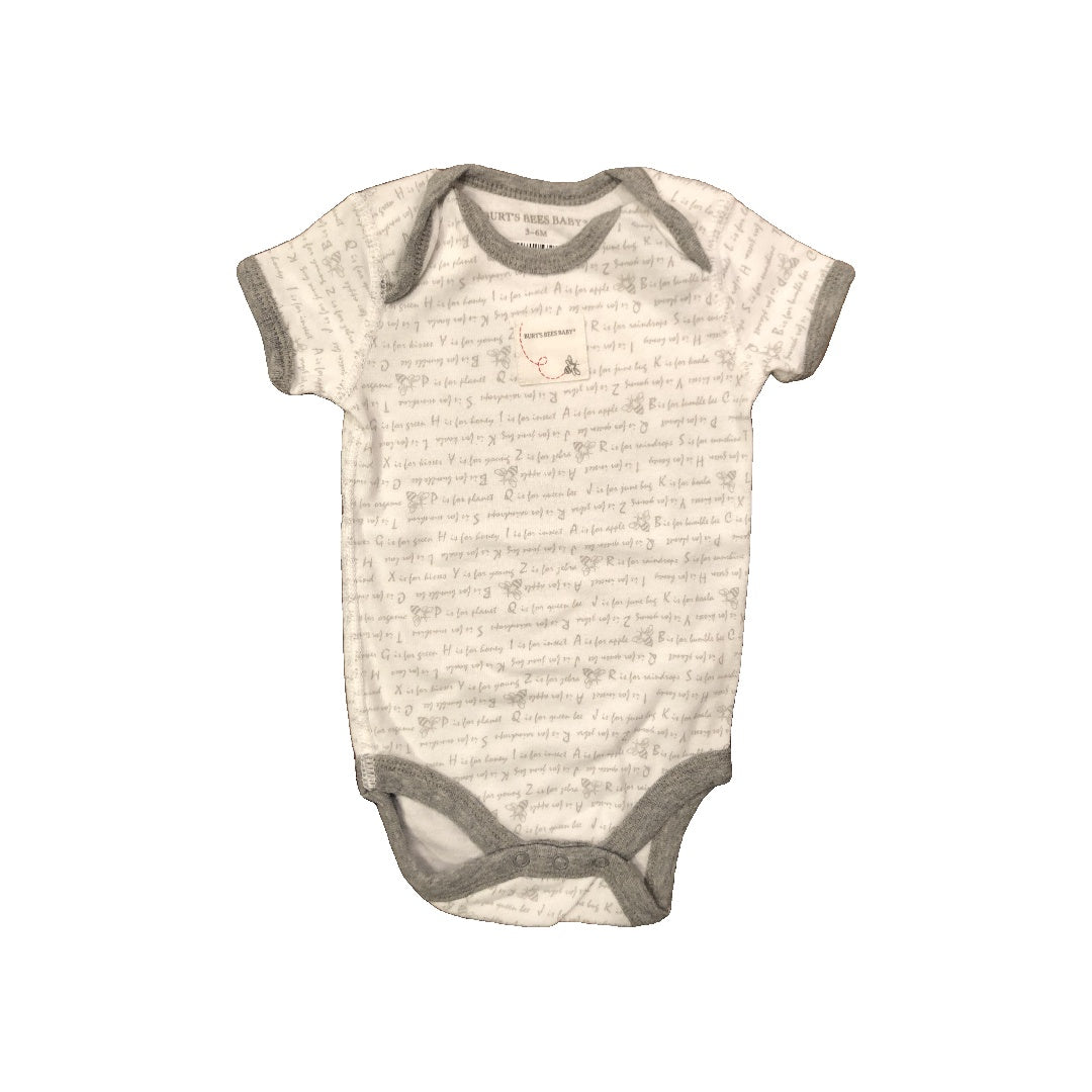 Burt's Bees Girls White | Grey Onesie Size: 3-6 months White | Grey