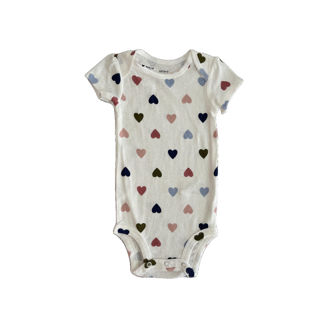 Carters Girls White | Hearts Onesie Size: 12 months White | Hearts
