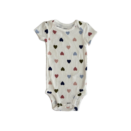 Carters Girls White | Hearts Onesie Size: 12 months White | Hearts