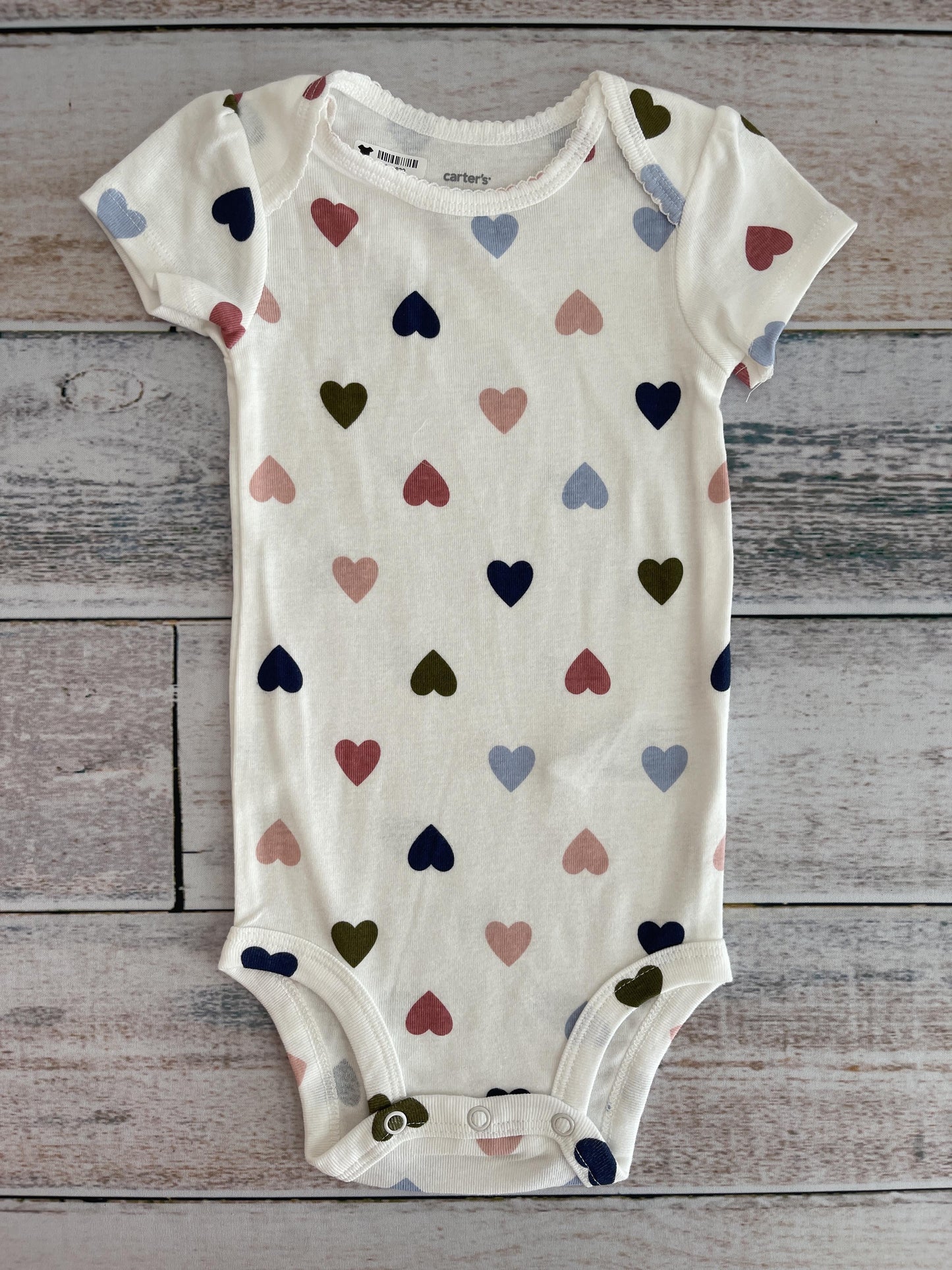 Carters Girls White | Hearts Onesie Size: 12 months White | Hearts