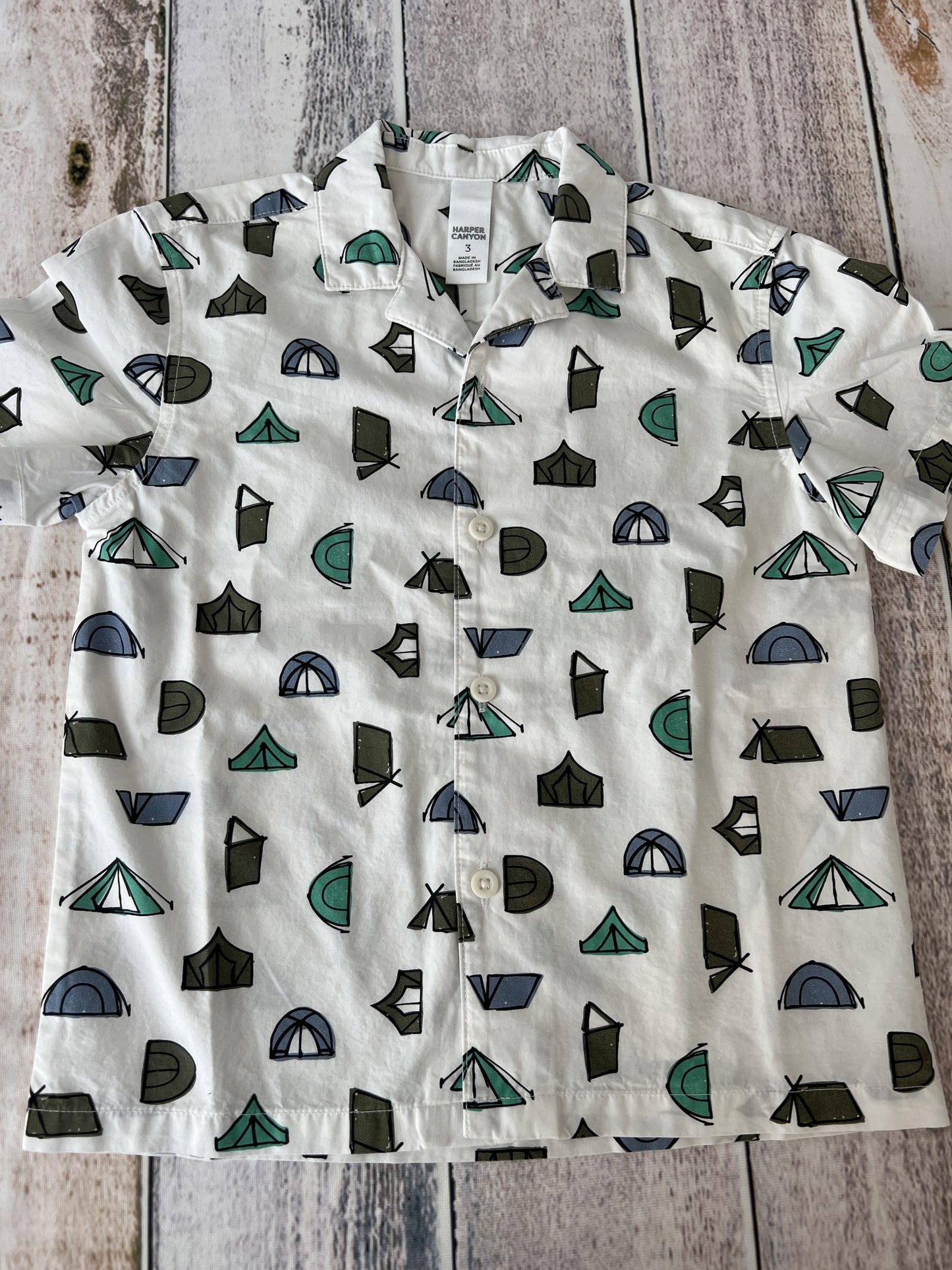 Harper Canyon Boys White | Light Blue | Forest Green | Pattern Button Down Short Sleeve Size: 3T White | Light Blue | Forest Green | Pattern