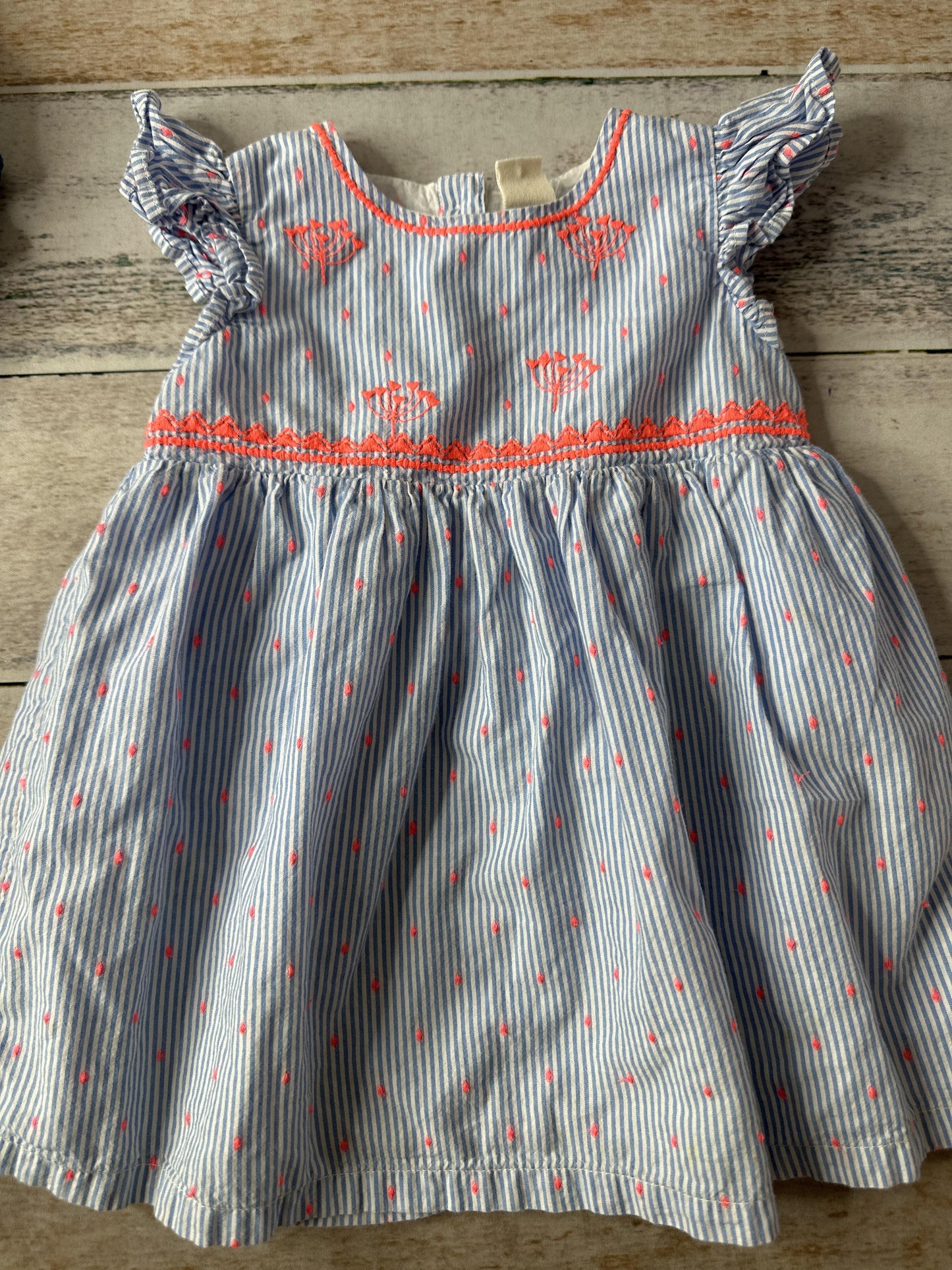 Tucker + Tate Girls White | Light Blue | pink Dress Size: 12 months White | Light Blue | pink