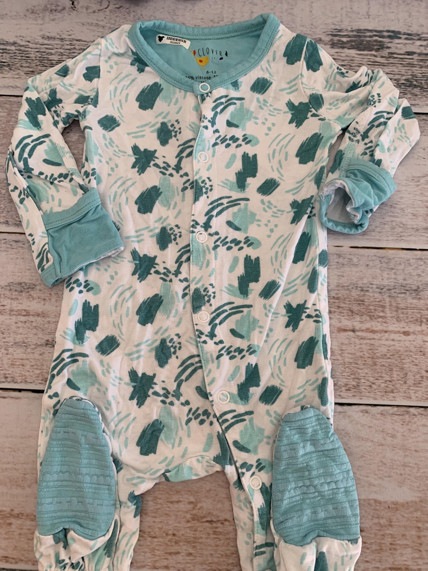 Clover Baby & Kids Unisex White | Light Blue | Turquoise Pajamas Size: 6-12 months White | Light Blue | Turquoise