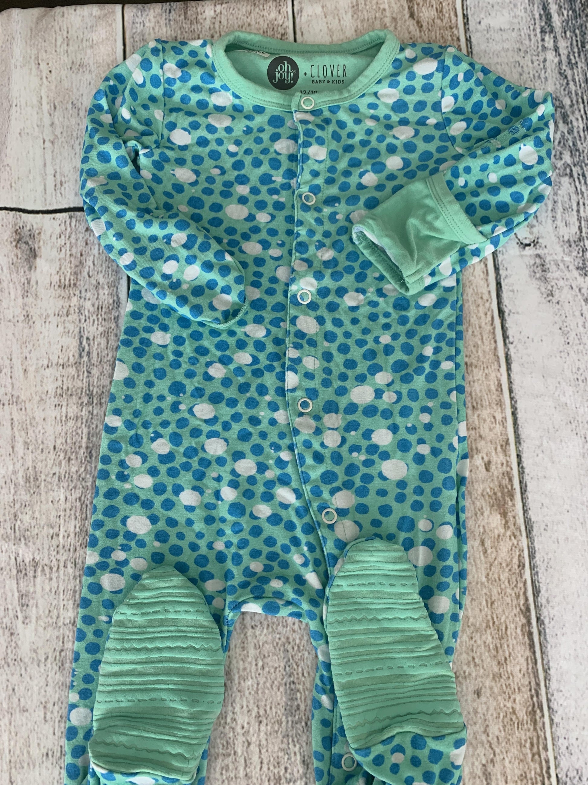 Clover Baby & Kids Unisex White | Light Blue | Turquoise Pajamas Size: 12-18 months White | Light Blue | Turquoise