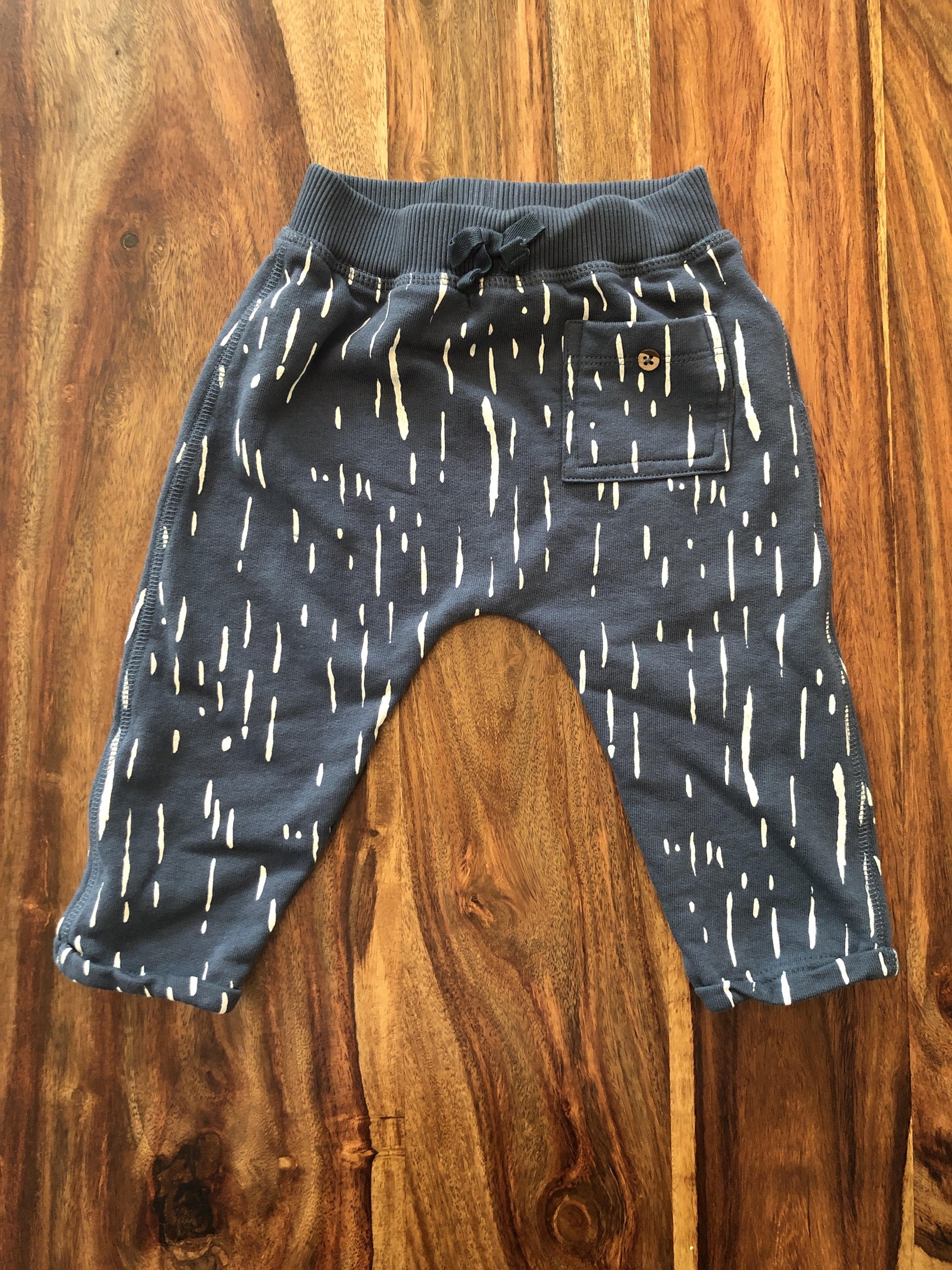 Oliver & Rain Boys White | Light Blue Pants Size: 12 months White | Light Blue