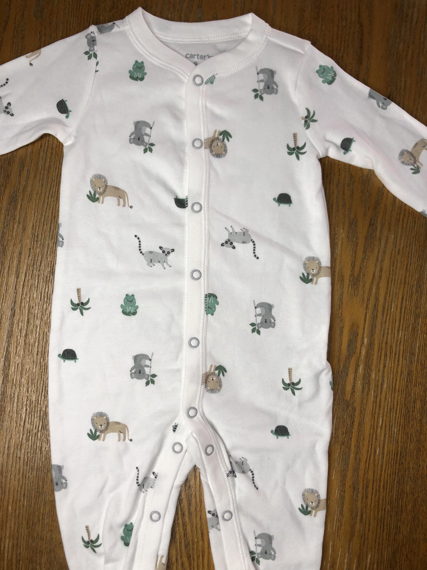 Carters Unisex White | light green | Grey Pajamas Size: 9 months White | light green | Grey