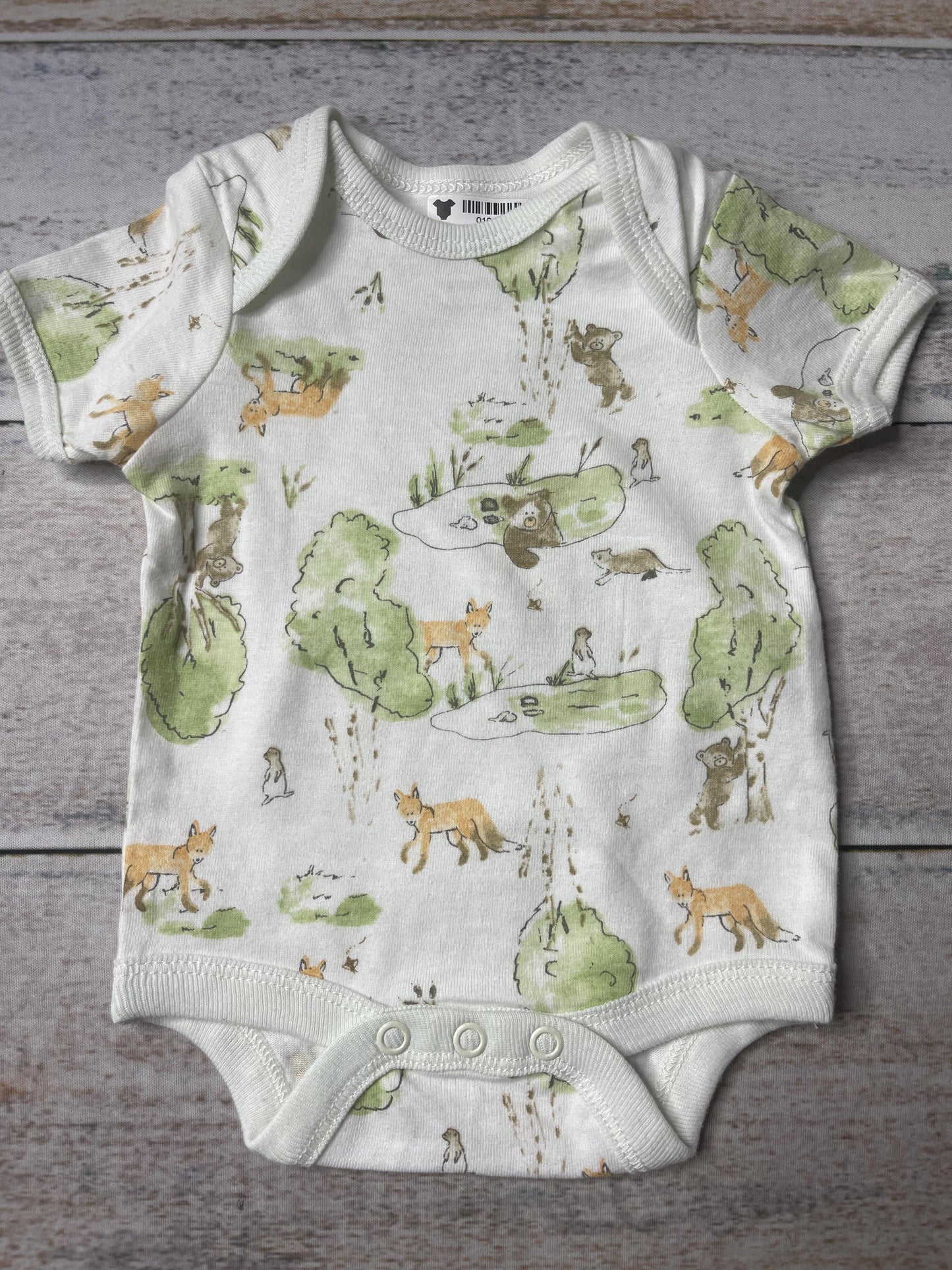Burt's Bees Unisex White | light green Onesie Size: Preemie White | light green