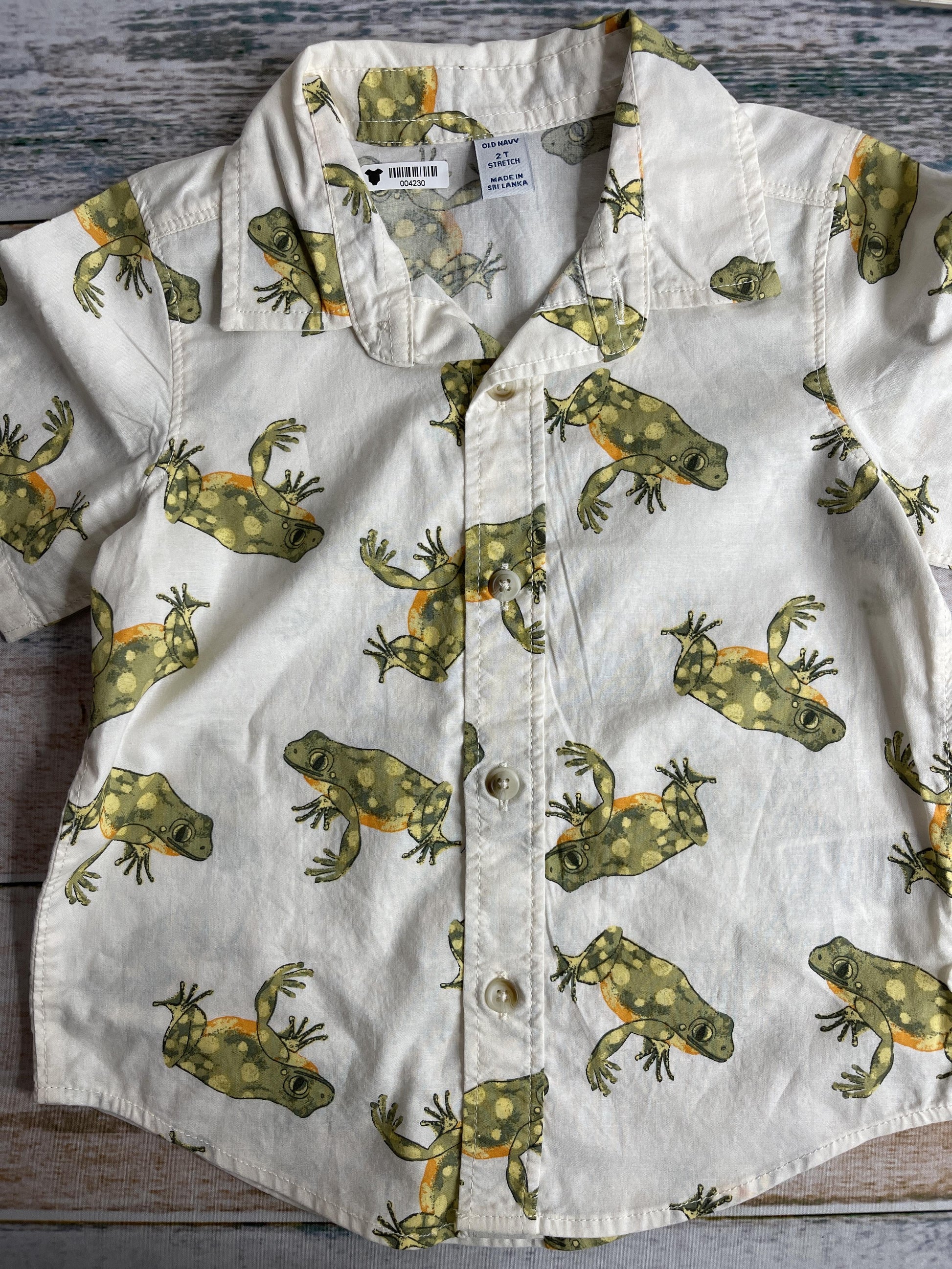 Old Navy Boys White | light green Button Down Short Sleeve Size: 2T White | light green