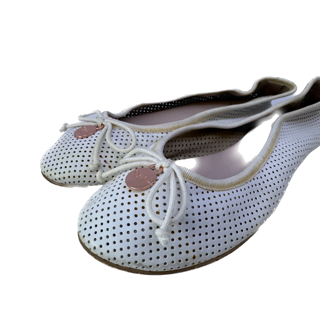 Ruby & Bloom Girls White Mesh Shoes Size: 1M White Mesh