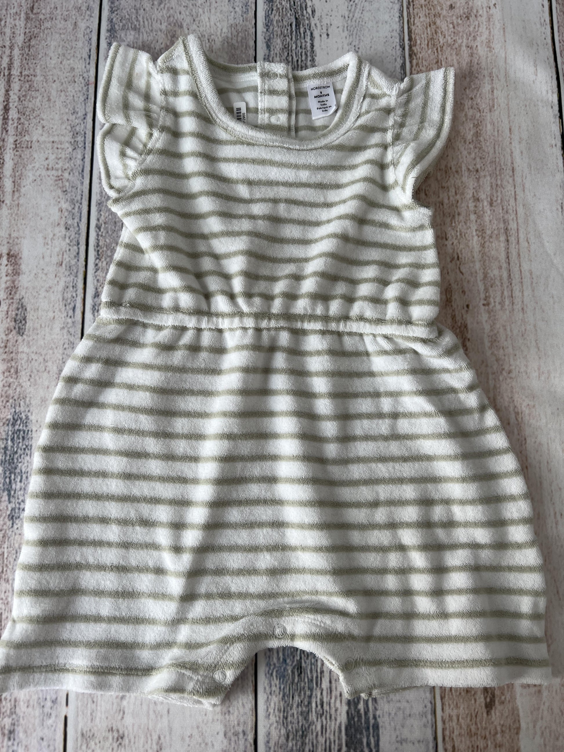 Nordstrom Girls White | Mint | Stripe Romper Size: 9 months White | Mint | Stripe