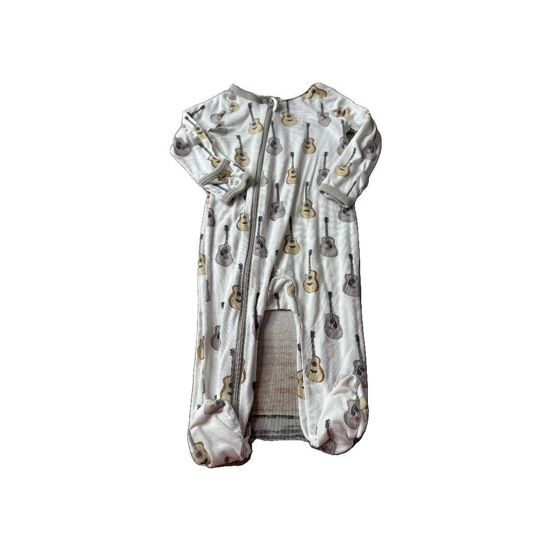 Bestaroo Unisex White | Music Pajamas Size: 3-6 months White | Music