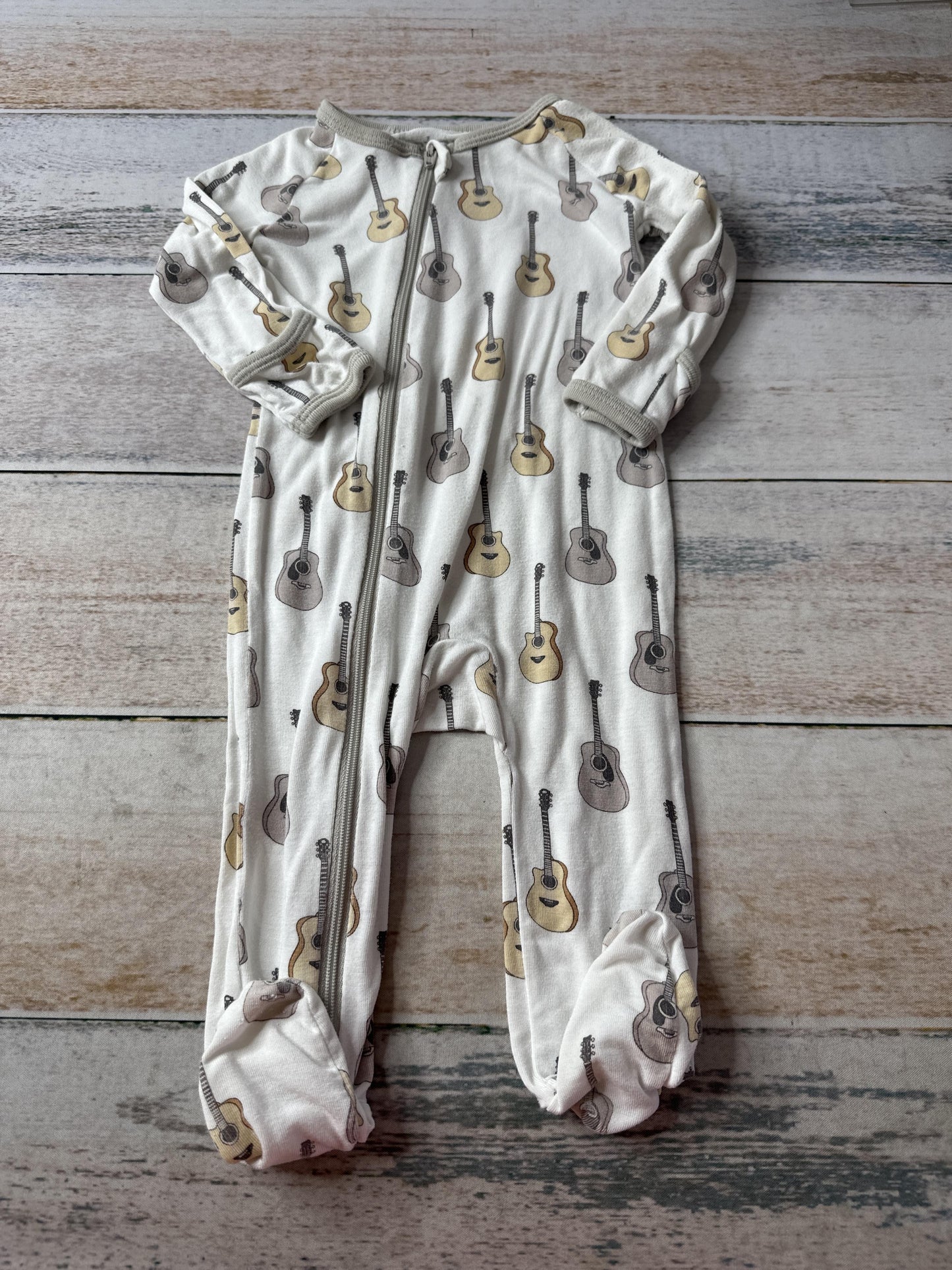 Bestaroo Unisex White | Music Pajamas Size: 3-6 months White | Music