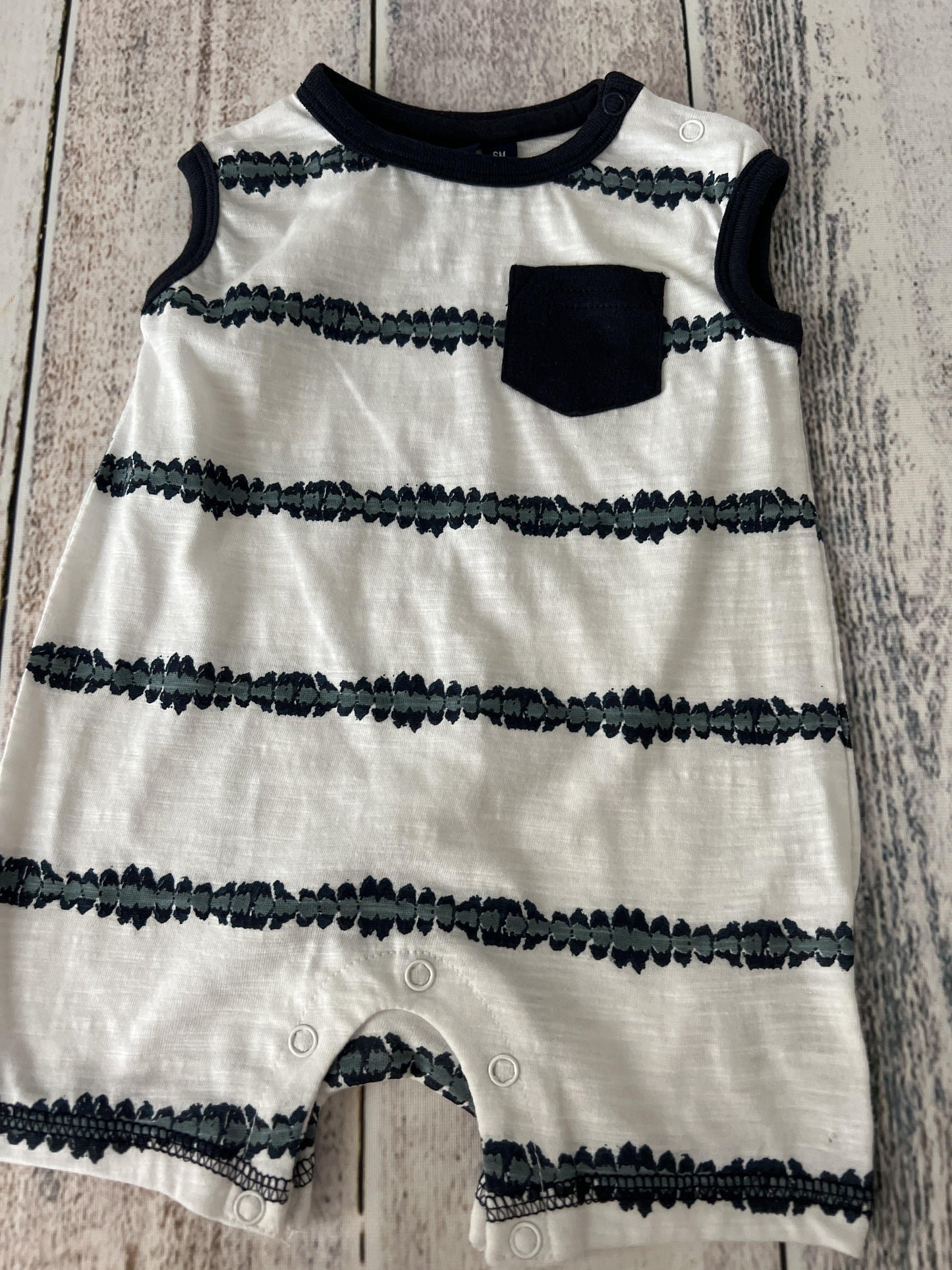 Bear Camp Boys White | Navy Blue | Pattern Romper Size: 6 months White | Navy Blue | Pattern