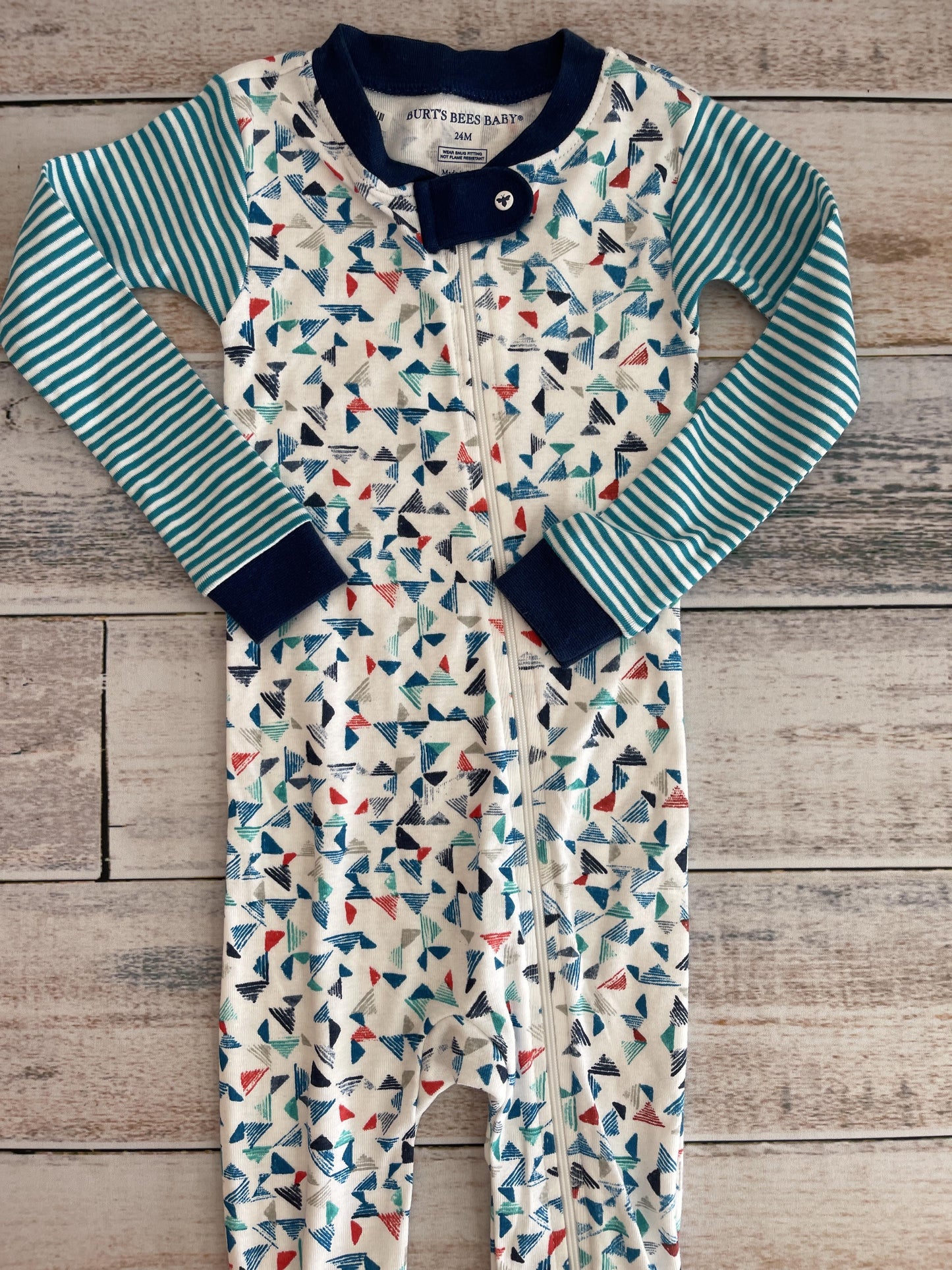 Burt's Bees Boys White | Navy Blue | Red Pajamas Size: 24 months White | Navy Blue | Red