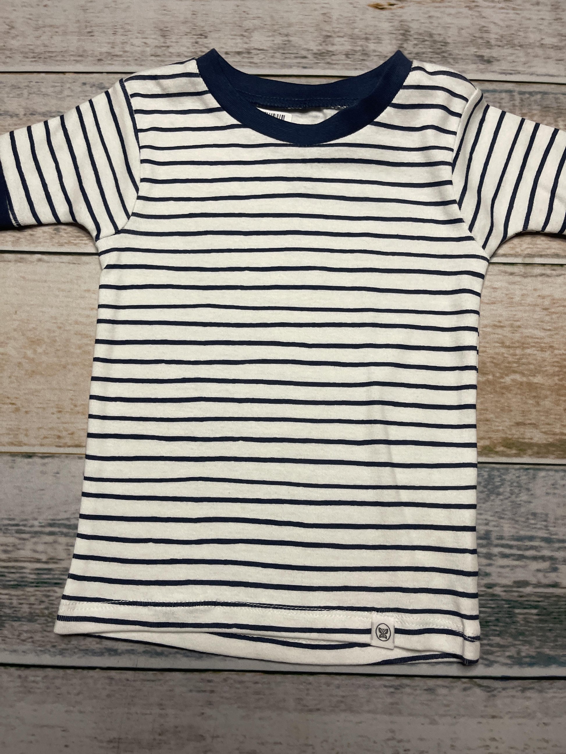 Honest Co Boys White | Navy Blue | Stripe Pajamas Size: 18 months White | Navy Blue | Stripe