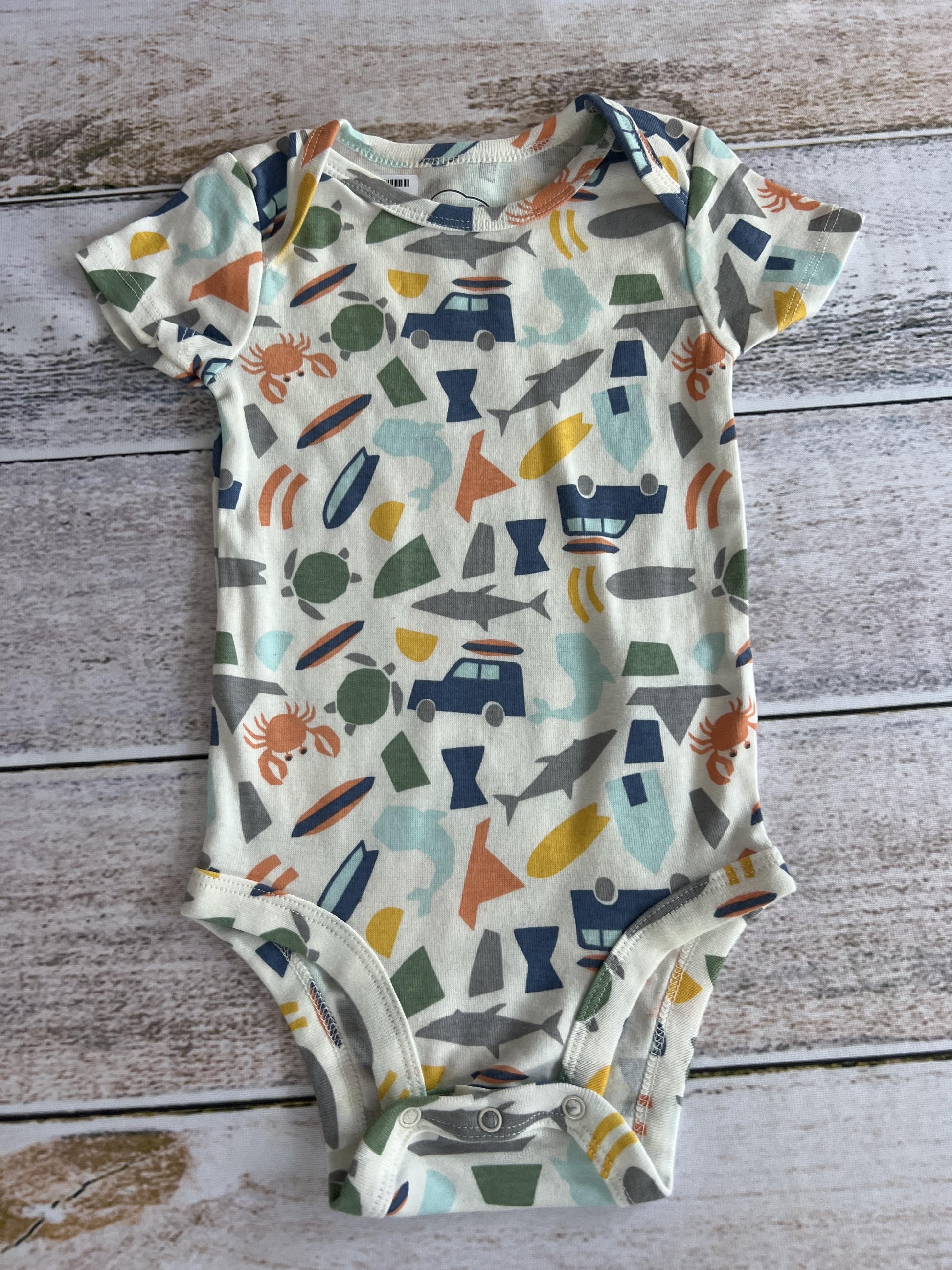 Lamaze Boys White | Pattern Onesie Size: 12 months White | Pattern