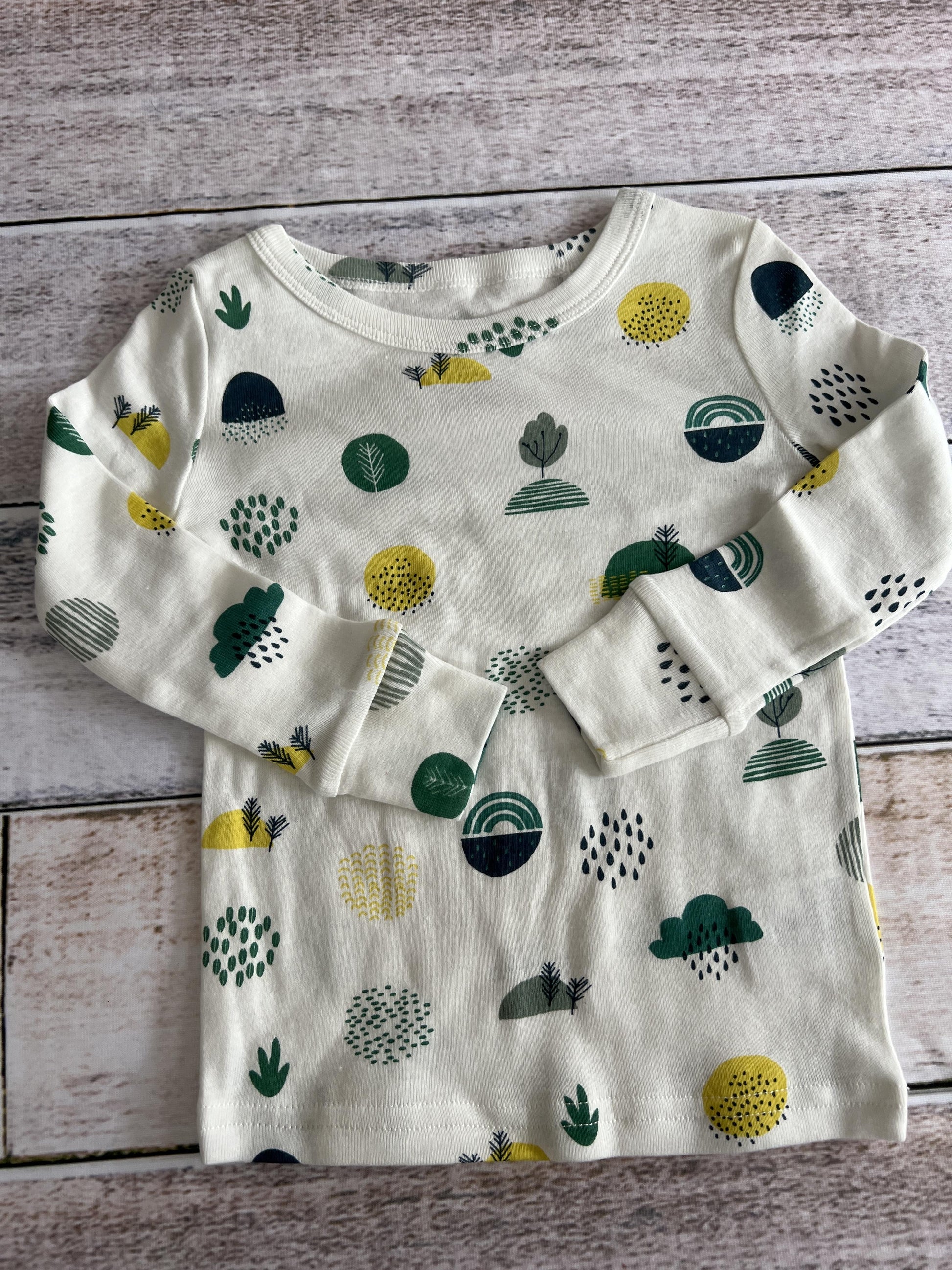 Oliver & Rain Unisex White | Pattern Pajamas Size: 2T White | Pattern