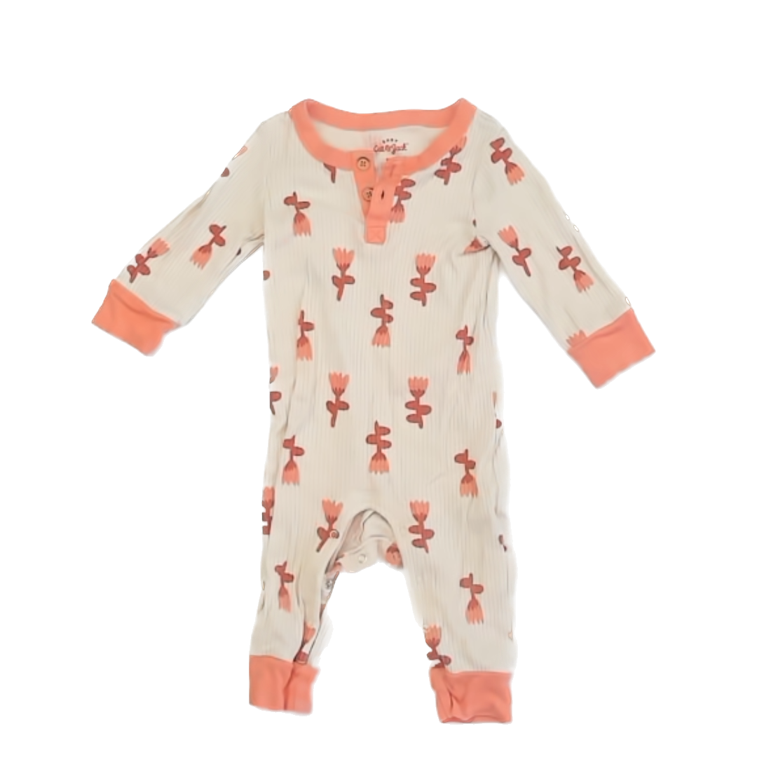 Cat & Jack Girls White | Pink Floral 1-piece Non-footed Pajamas Size: 6-9 Months White | Pink Floral