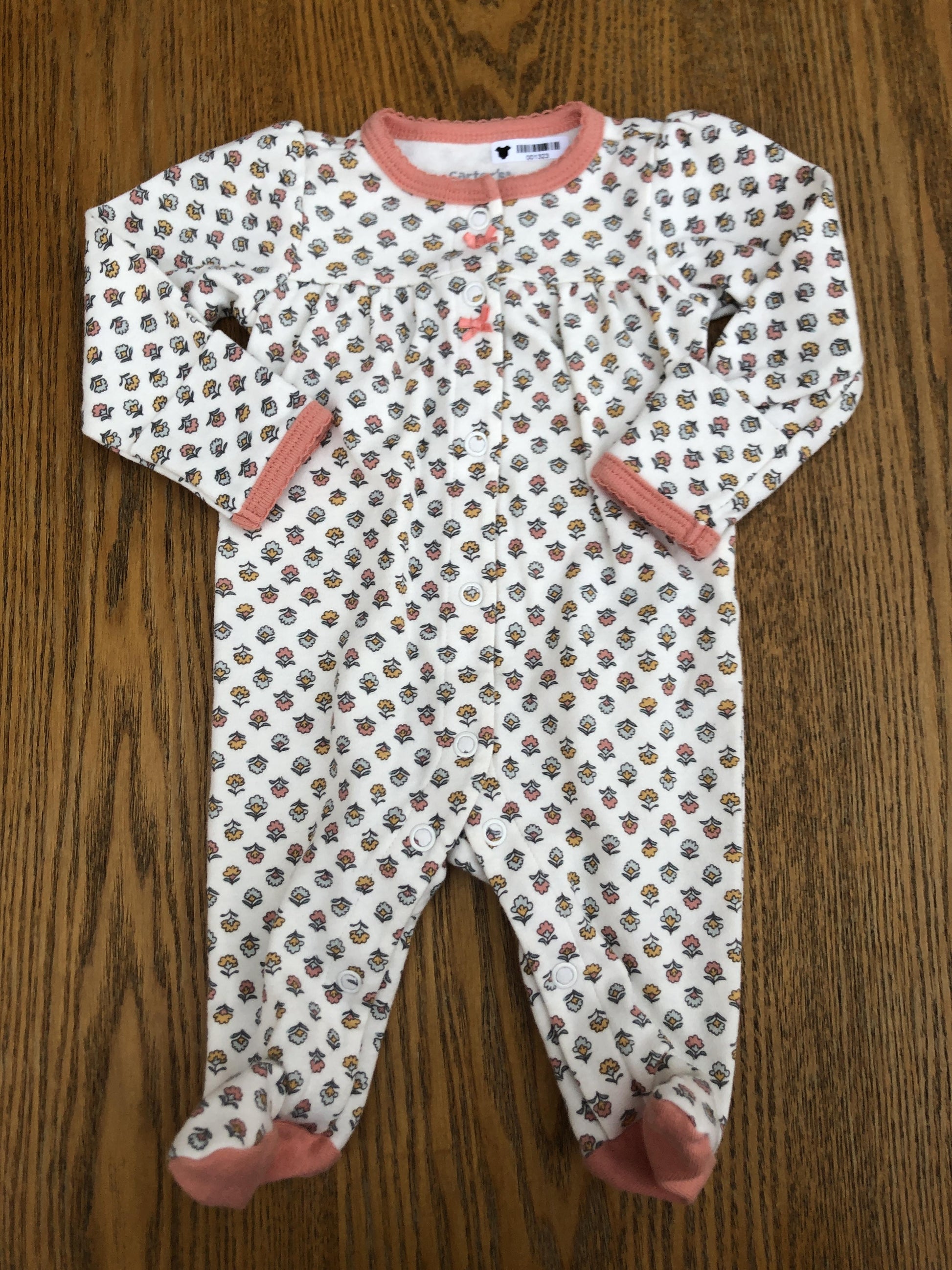Carters Girls White | Pink floral Pajamas Size: Newborn White | Pink floral