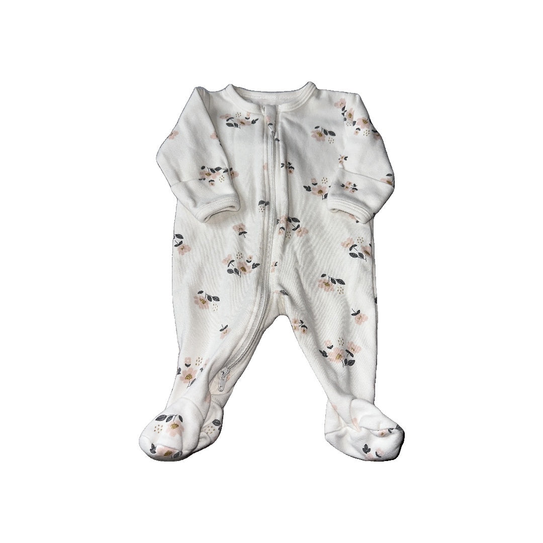 Petit Lemi Girls White | Pink floral Pajamas Size: Newborn White | Pink floral