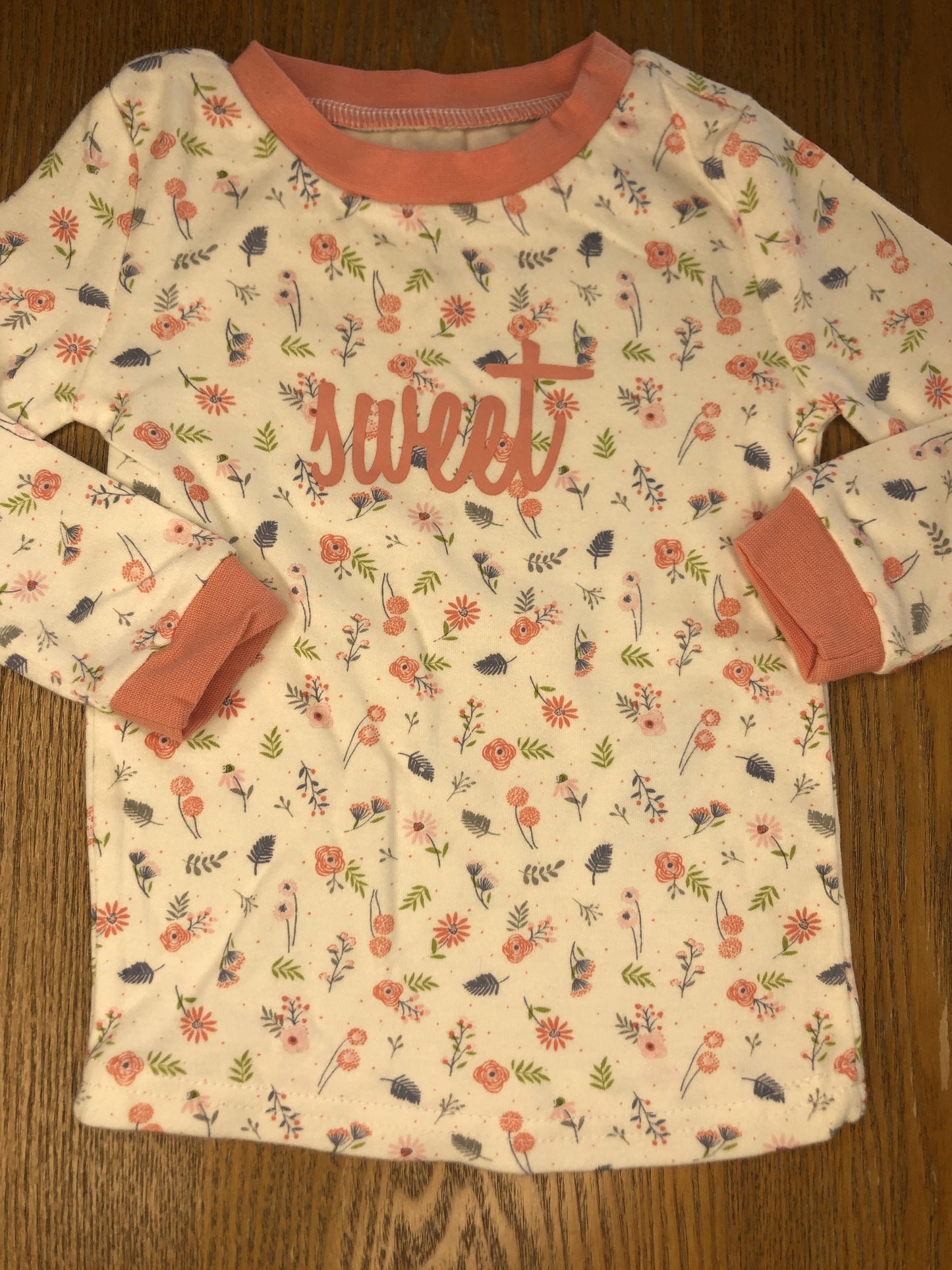 asher and olivia Girls White | Pink floral Pajamas Size: 12 months White | Pink floral