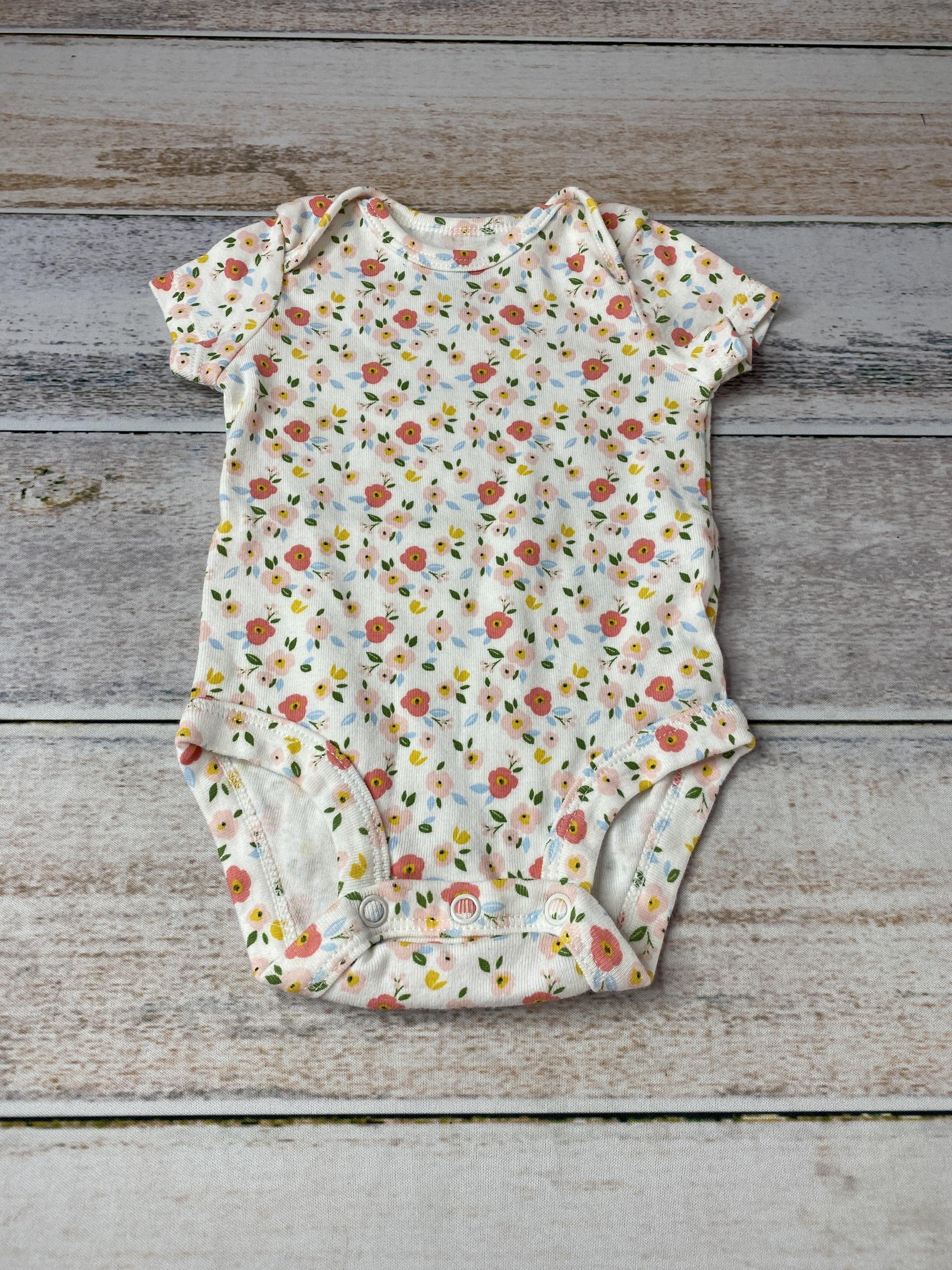 Carters Girls White | Pink floral Onesie Size: 3 months White | Pink floral