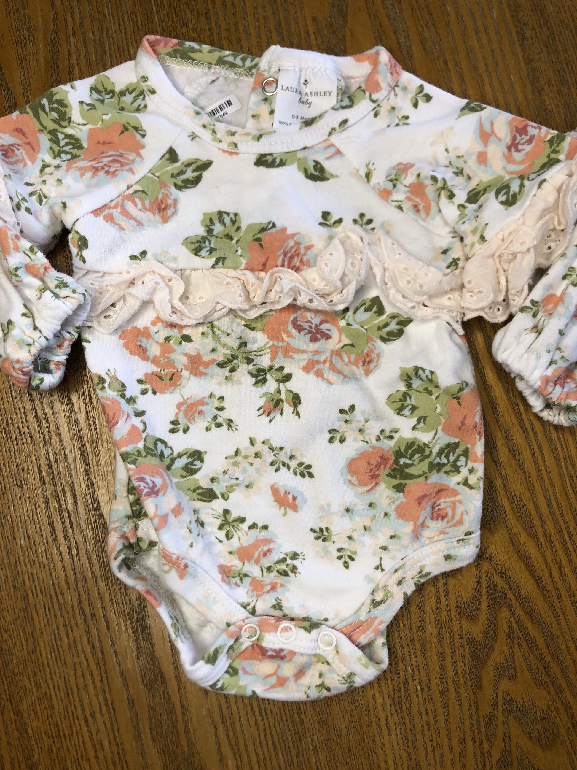Laura Ashley Girls White | Pink floral Onesie Size: 3 months White | Pink floral