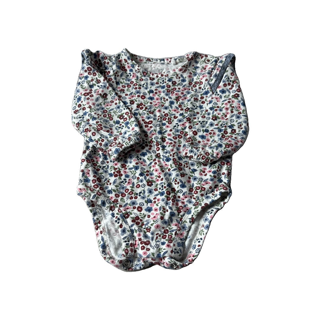 Oliver & Rain Unisex White | Pink floral Onesie Size: 3 months White | Pink floral