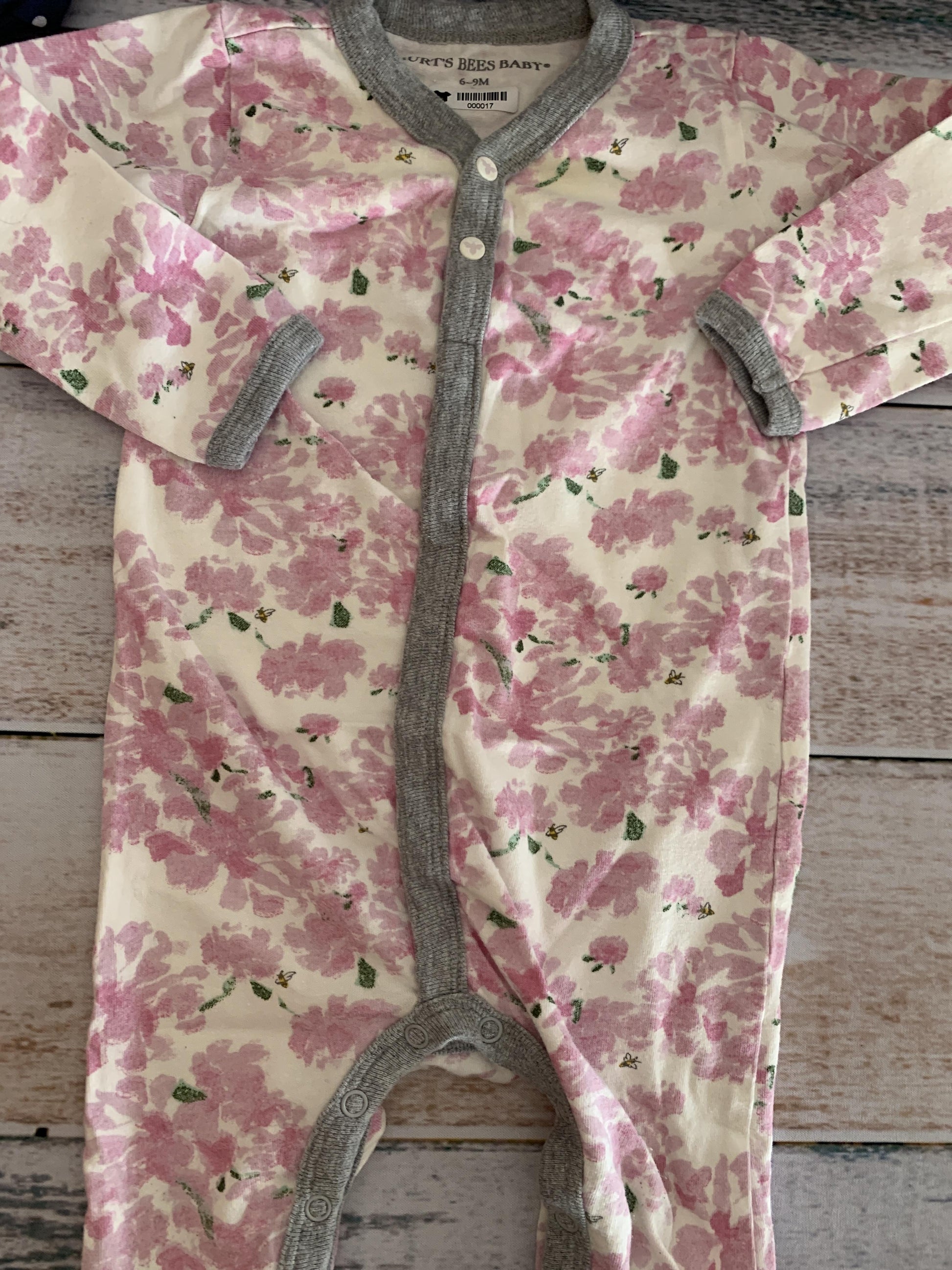 Burt's Bees Girls White | Pink floral Pajamas Size: 6-9 months White | Pink floral