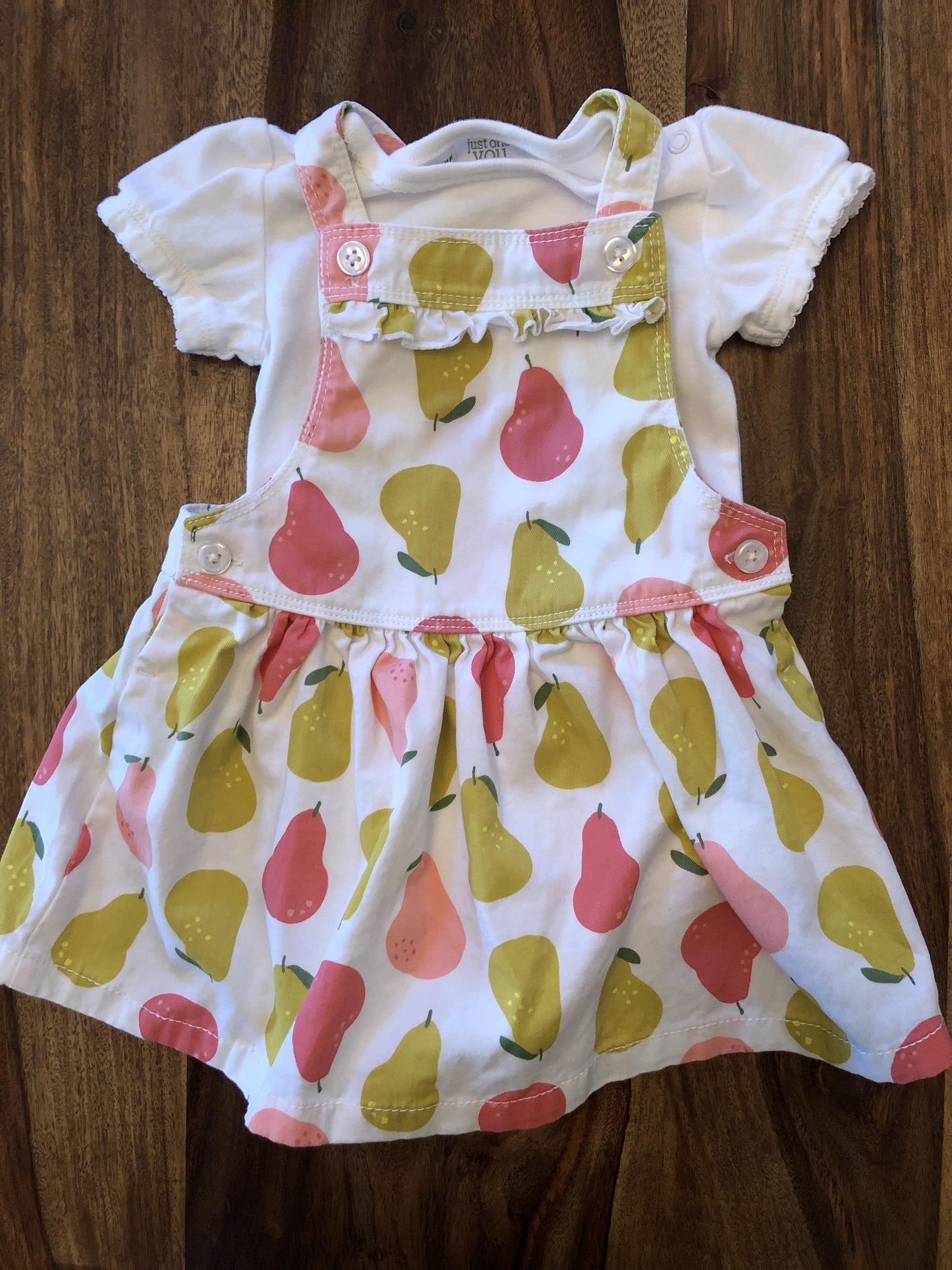 Carters Girls White | pink | light green Dress Size: 18 months White | pink | light green