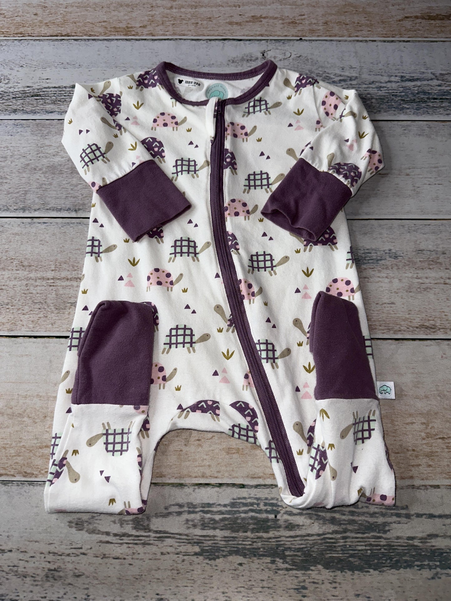 Elephant Moon Girls White | pink | purple Pajamas Size: 6-12 months White | pink | purple
