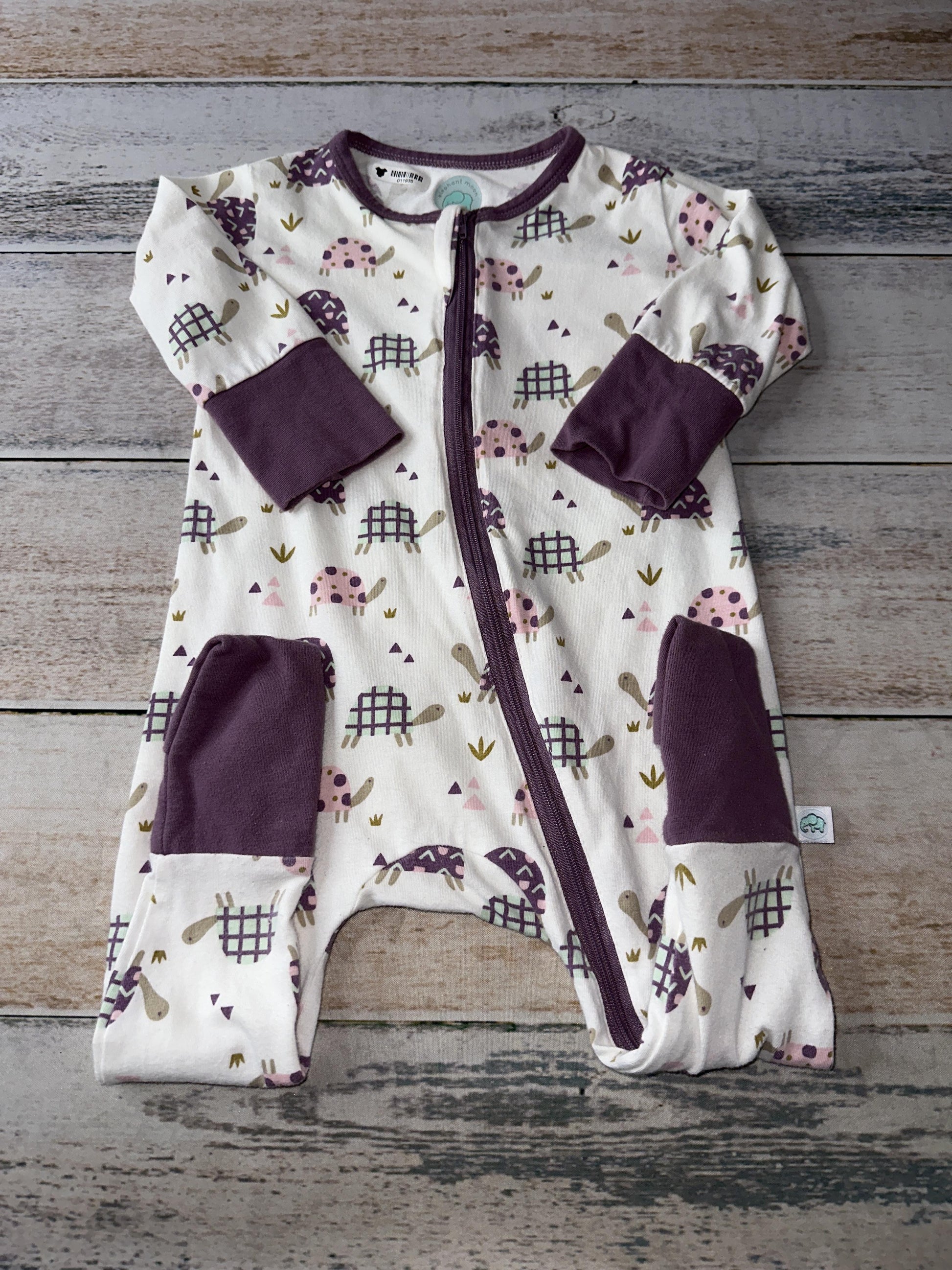 Elephant Moon Girls White | pink | purple Pajamas Size: 6-12 months White | pink | purple