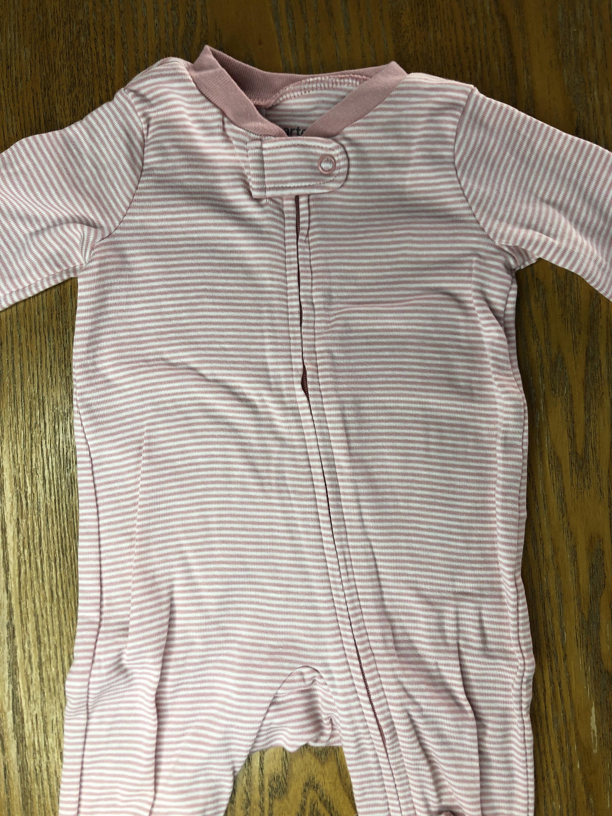 Carters Girls White | pink | Striped Pajamas Size: 0-3 months White | pink | Striped