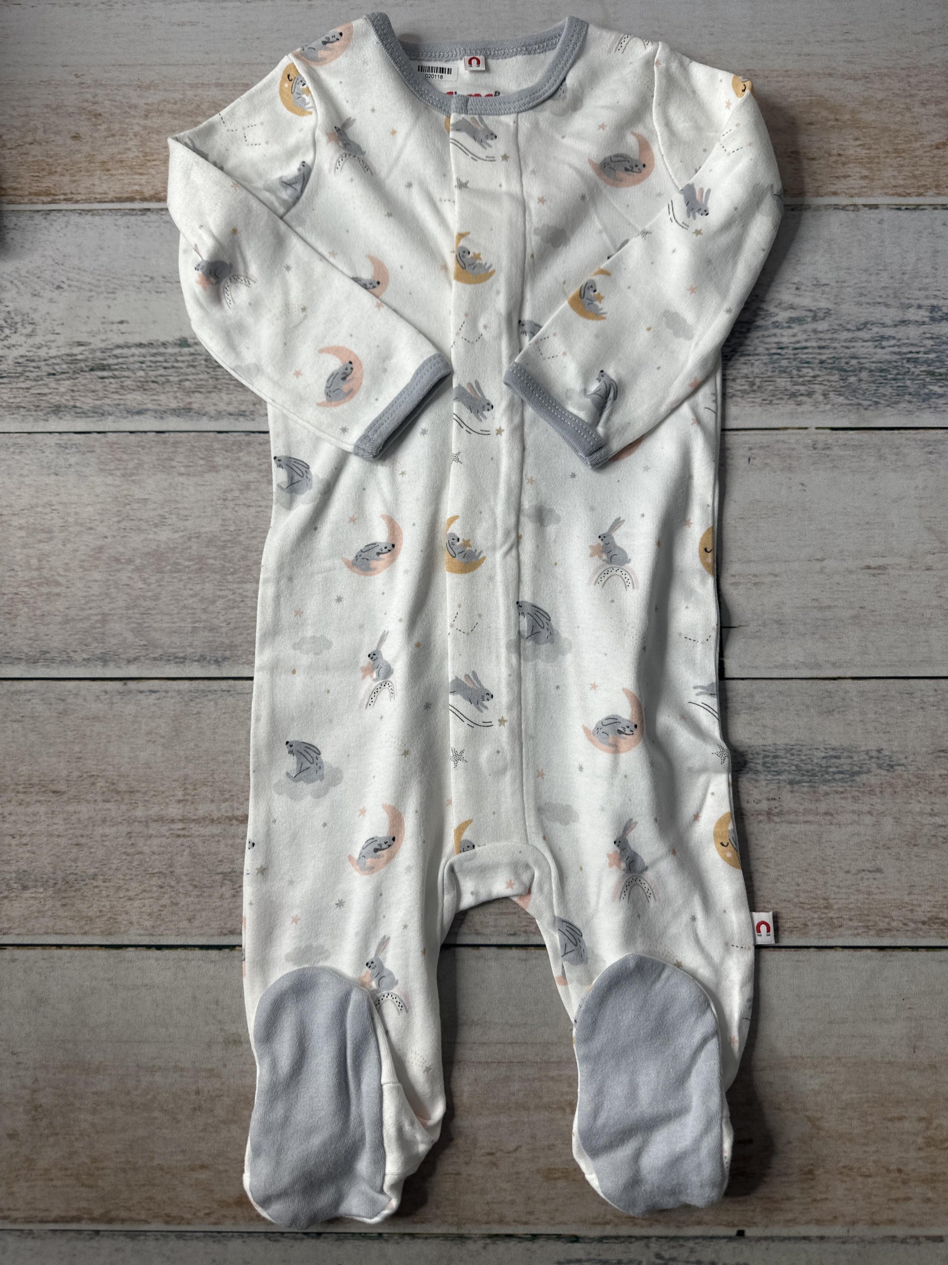 Easy = Magnetic Close Unisex White | pink | Yellow | Grey Pajamas Size: 6-9 months White | pink | Yellow | Grey