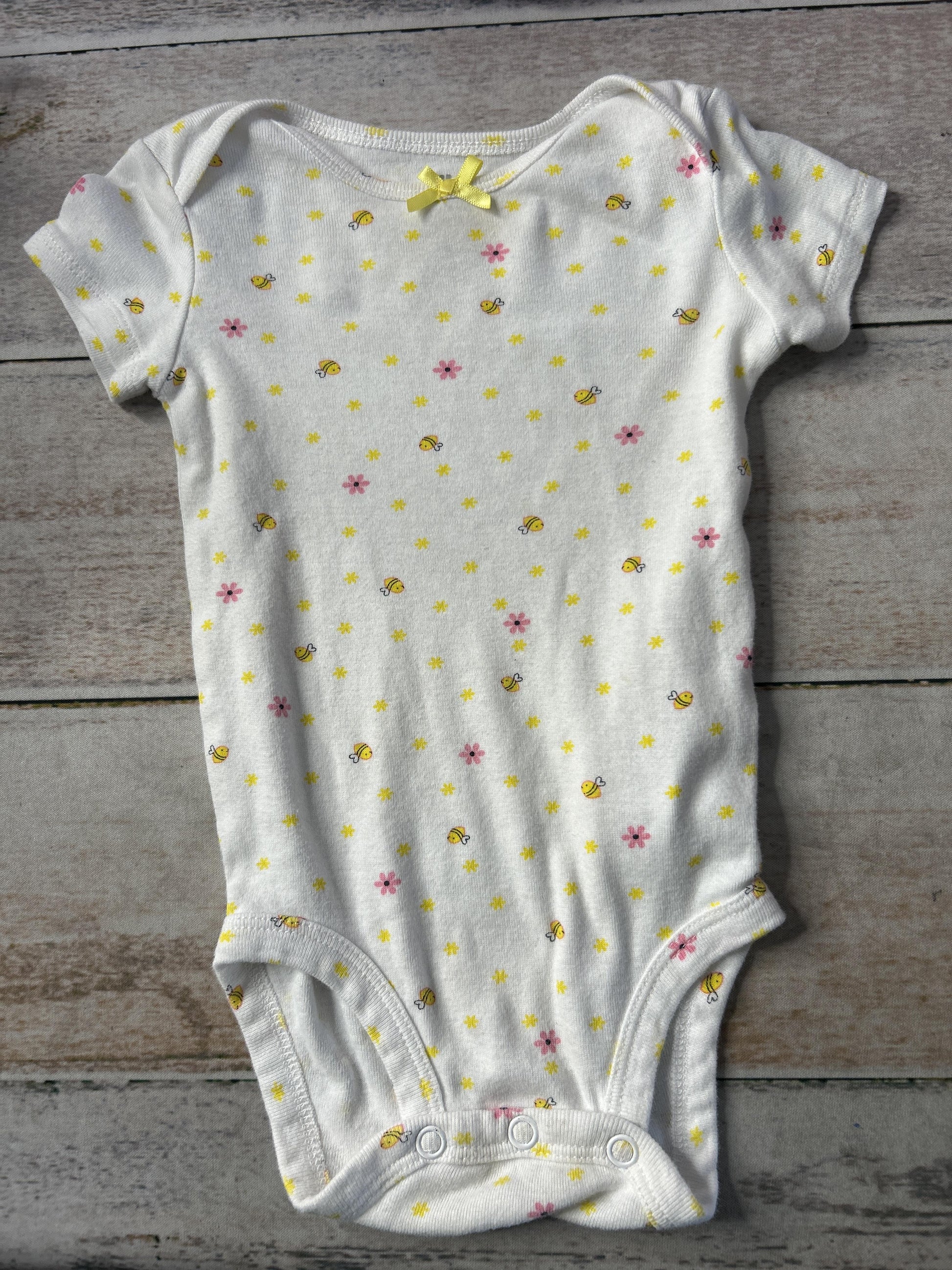 Carters Girls White | pink | Yellow Onesie Size: 6-9 months White | pink | Yellow