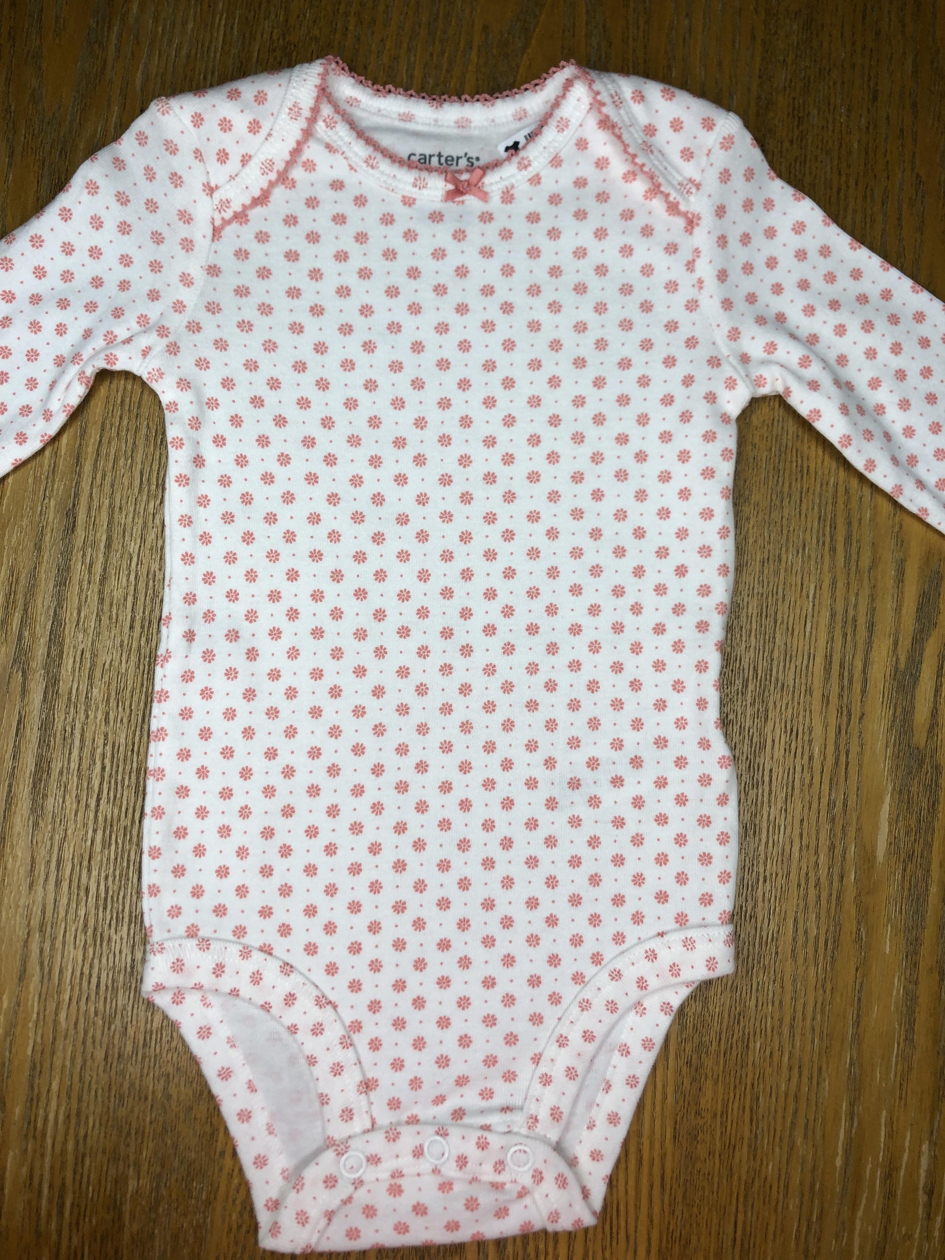 Carters Girls White | pink Onesie Size: 6 months White | pink